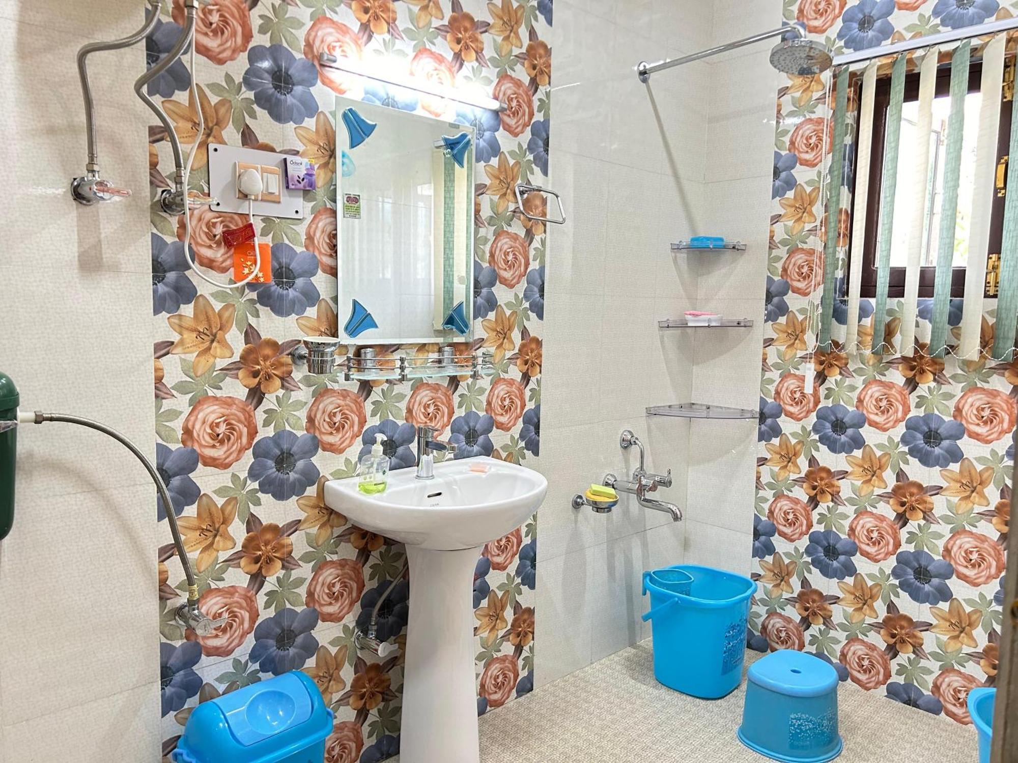 Grand Aurora Retreat Bed & Breakfast