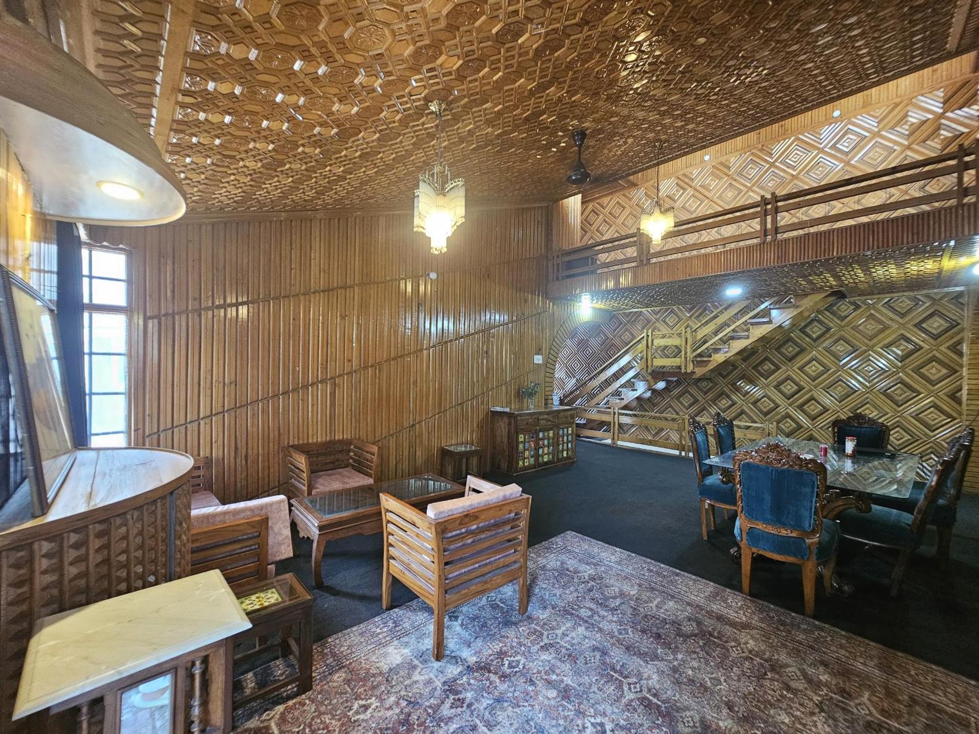 Serene By Juniper Resorts, Rajbagh,