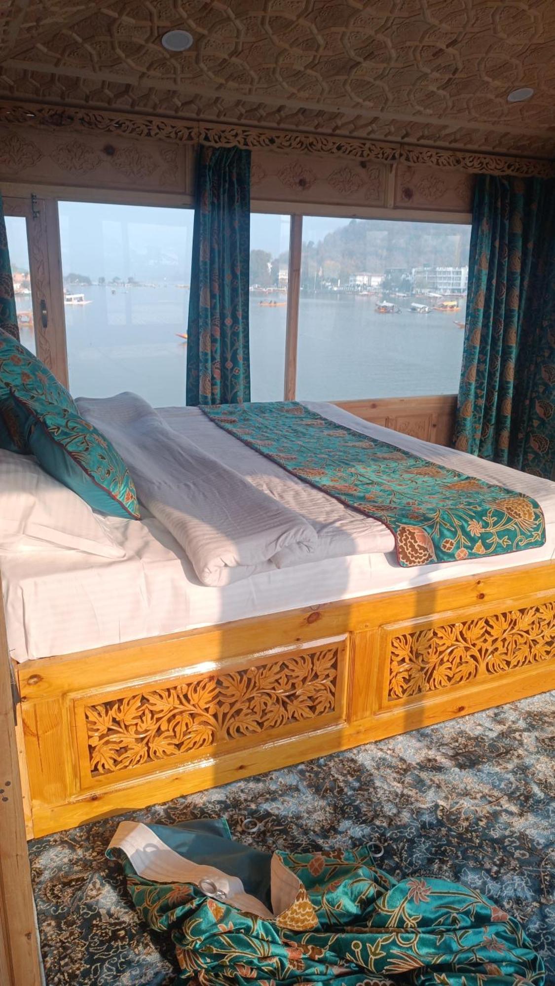 The Smith Palace Group Of Houseboats 4* Srinagar (Jammu and Kashmir)