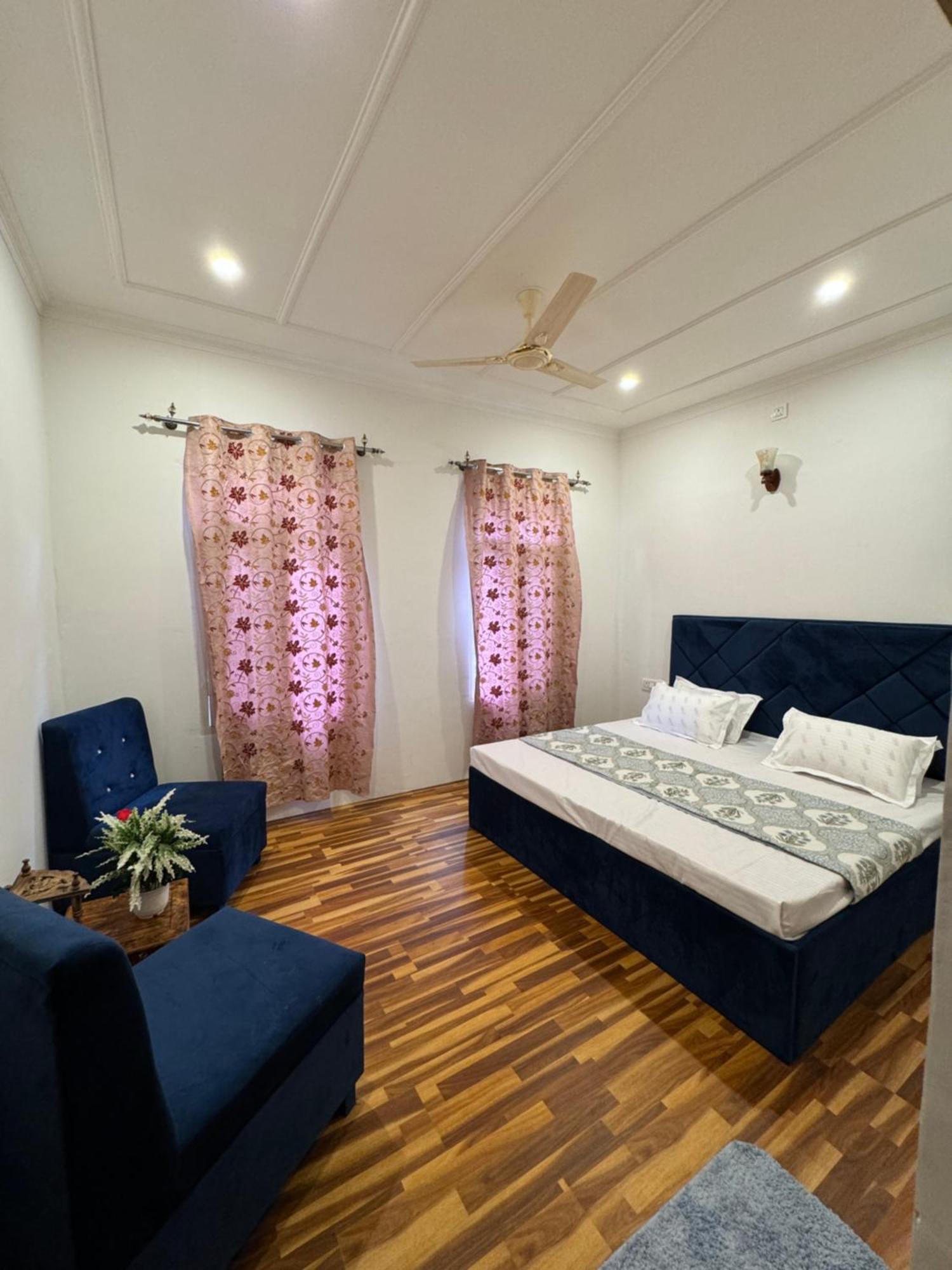 Homestay Shesh Bagh Boutique Luxury Retreat *