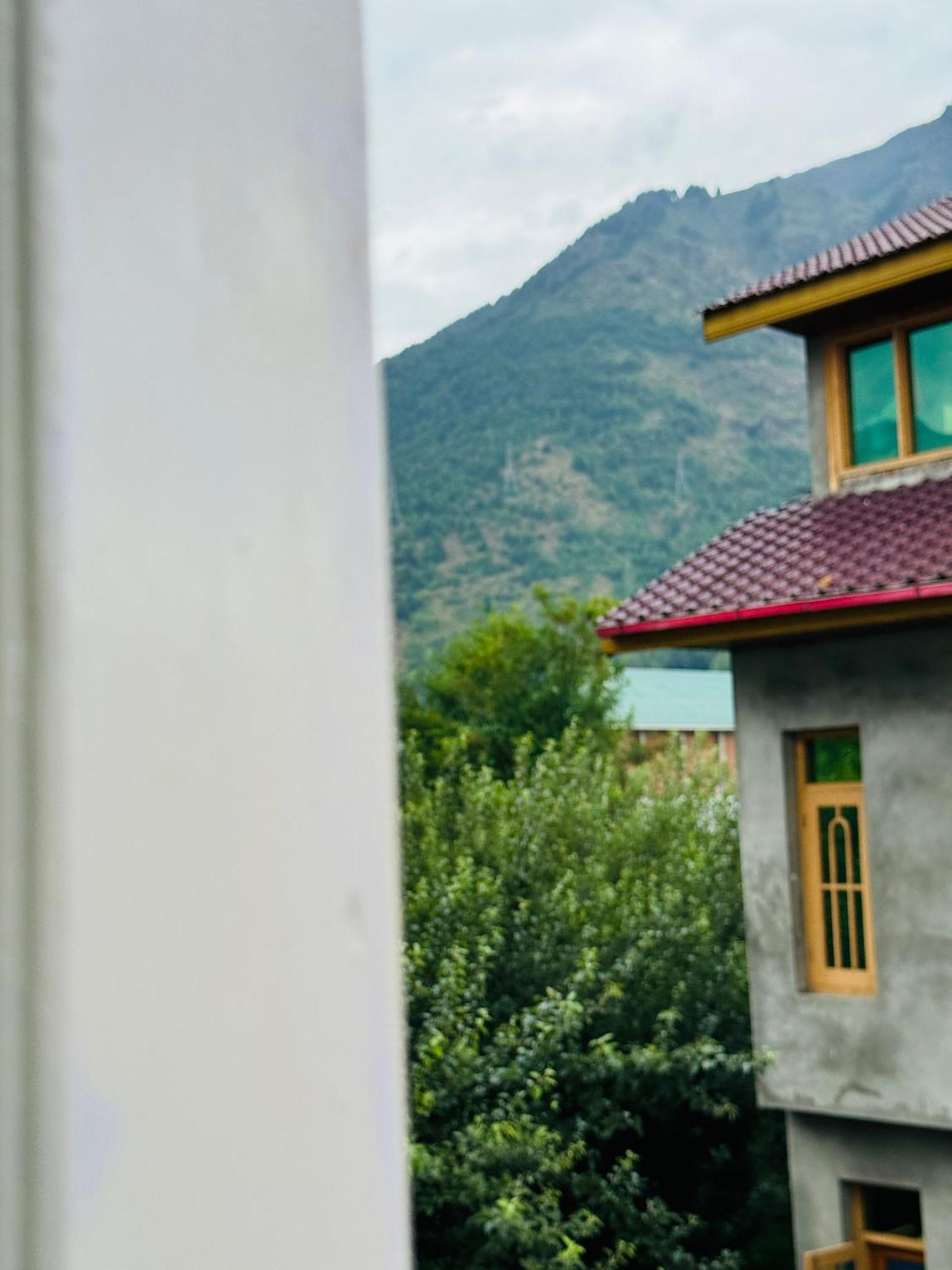 Homestay Shesh Bagh Boutique Luxury Retreat *