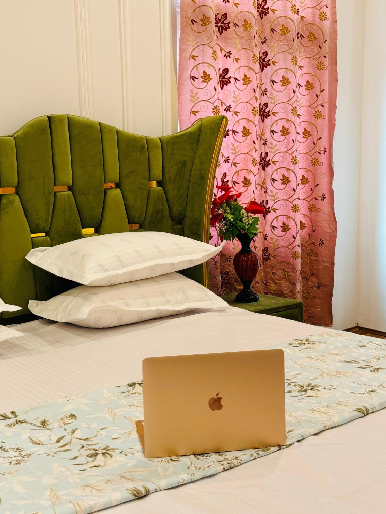 Shesh Bagh Boutique Luxury Retreat Homestay *