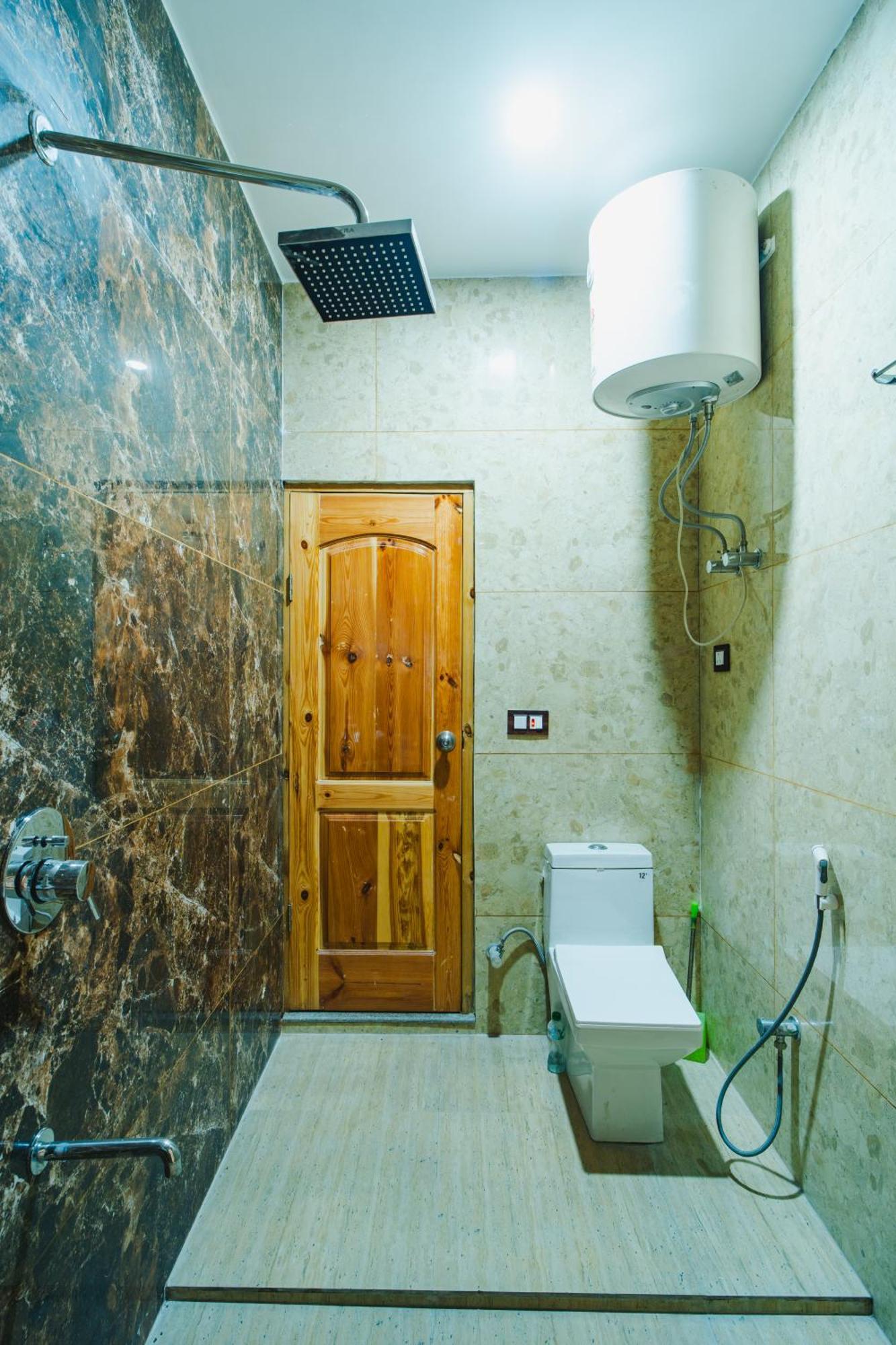 Silver Roche Homestay Srinagar (Jammu and Kashmir)