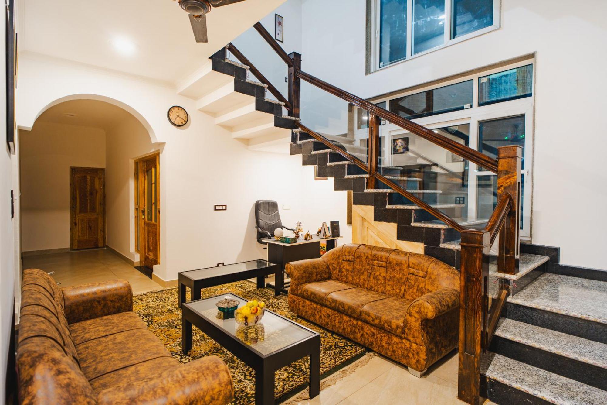 Silver Roche Homestay Srinagar (Jammu and Kashmir)