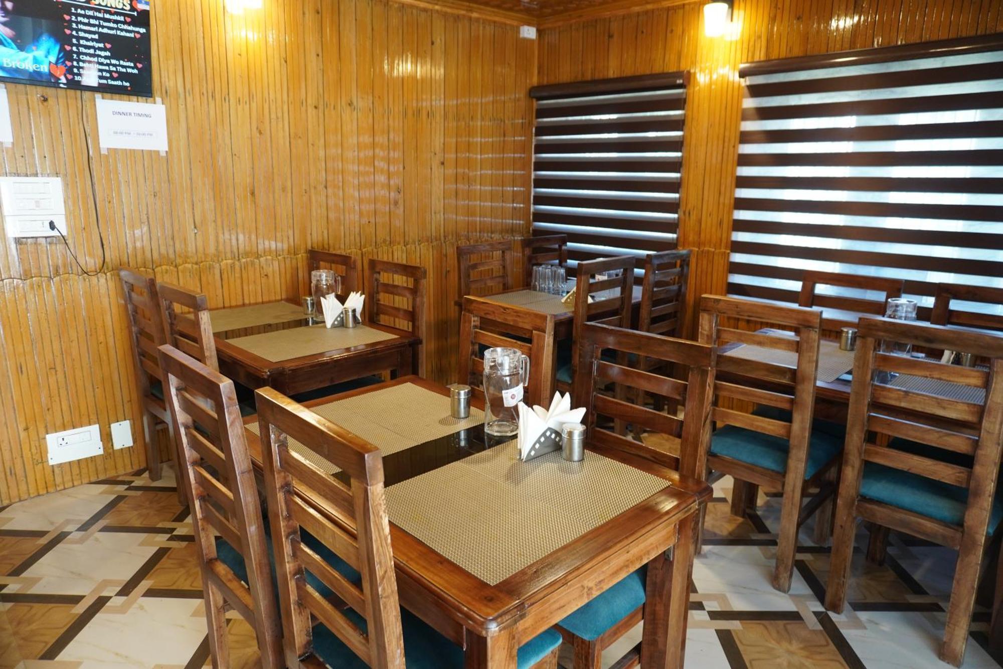 Arbor Hotel