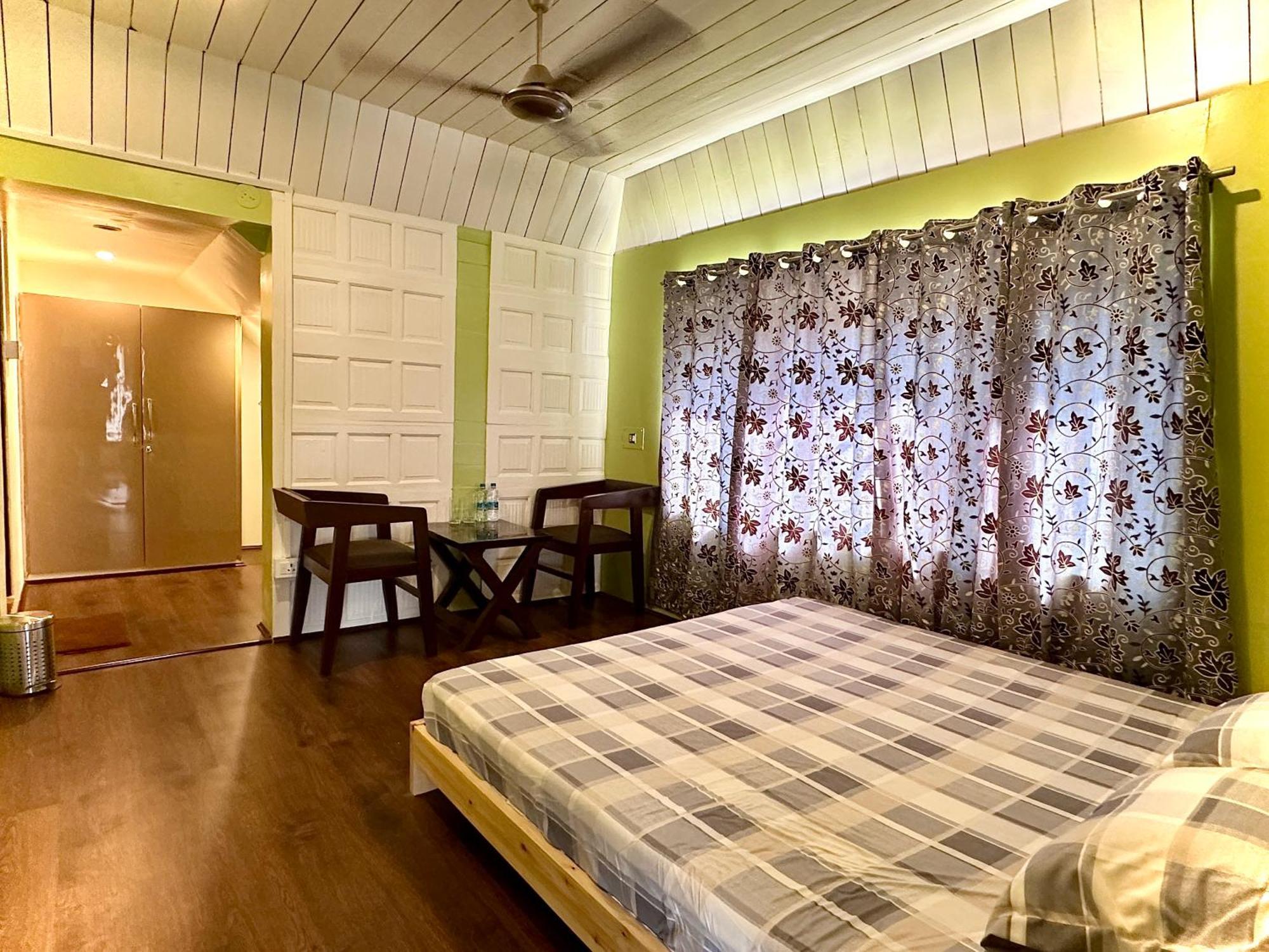 Grand Kashmir Villa