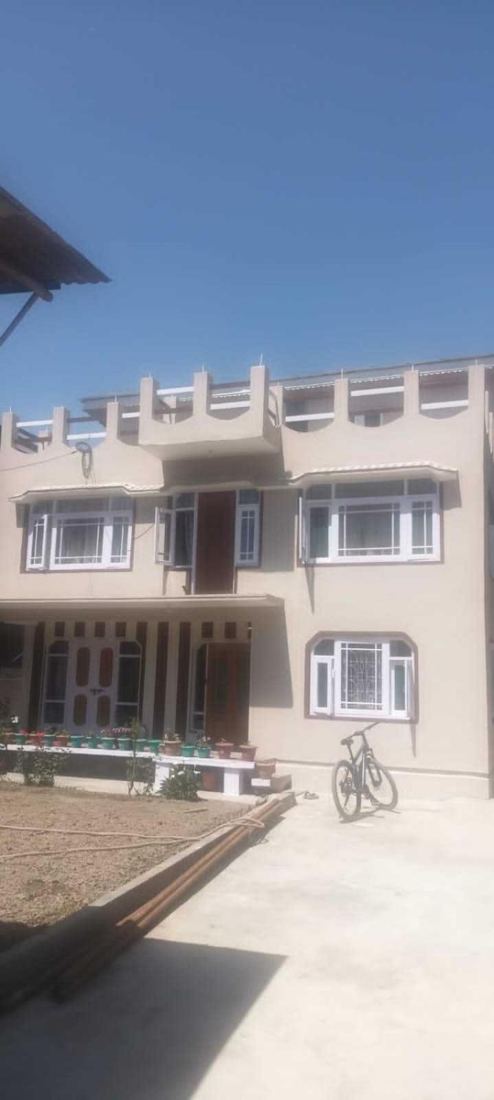 O Bareen Hotel Srinagar (Jammu and Kashmir)