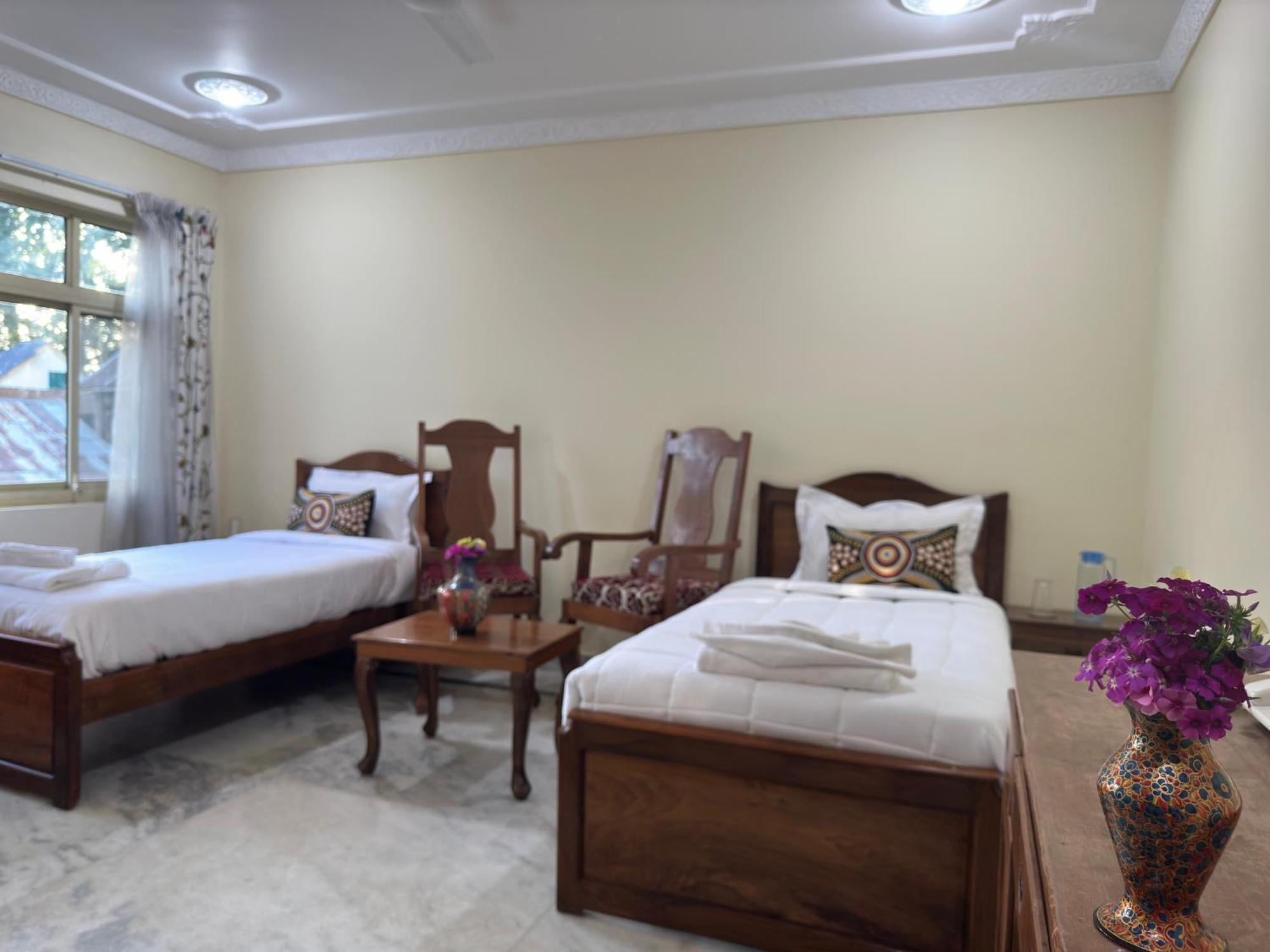 Hotel Jan Mahal 3*