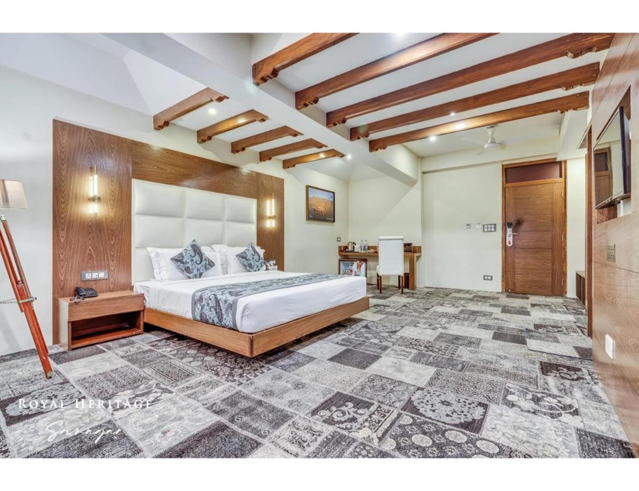 Royal Heritage, Homestay Srinagar (Jammu and Kashmir)