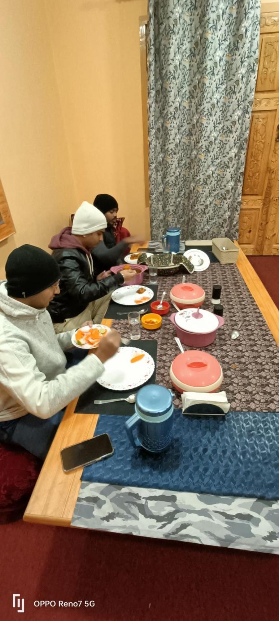 Moonshine Hostel Srinagar (Jammu and Kashmir)