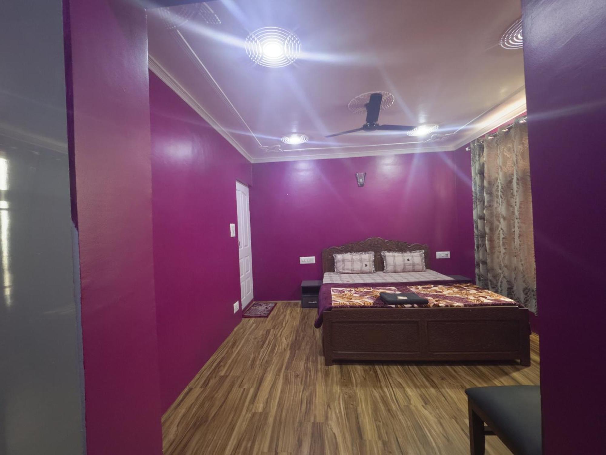 Guest house The Penthouse Srinagar (Jammu and Kashmir)
