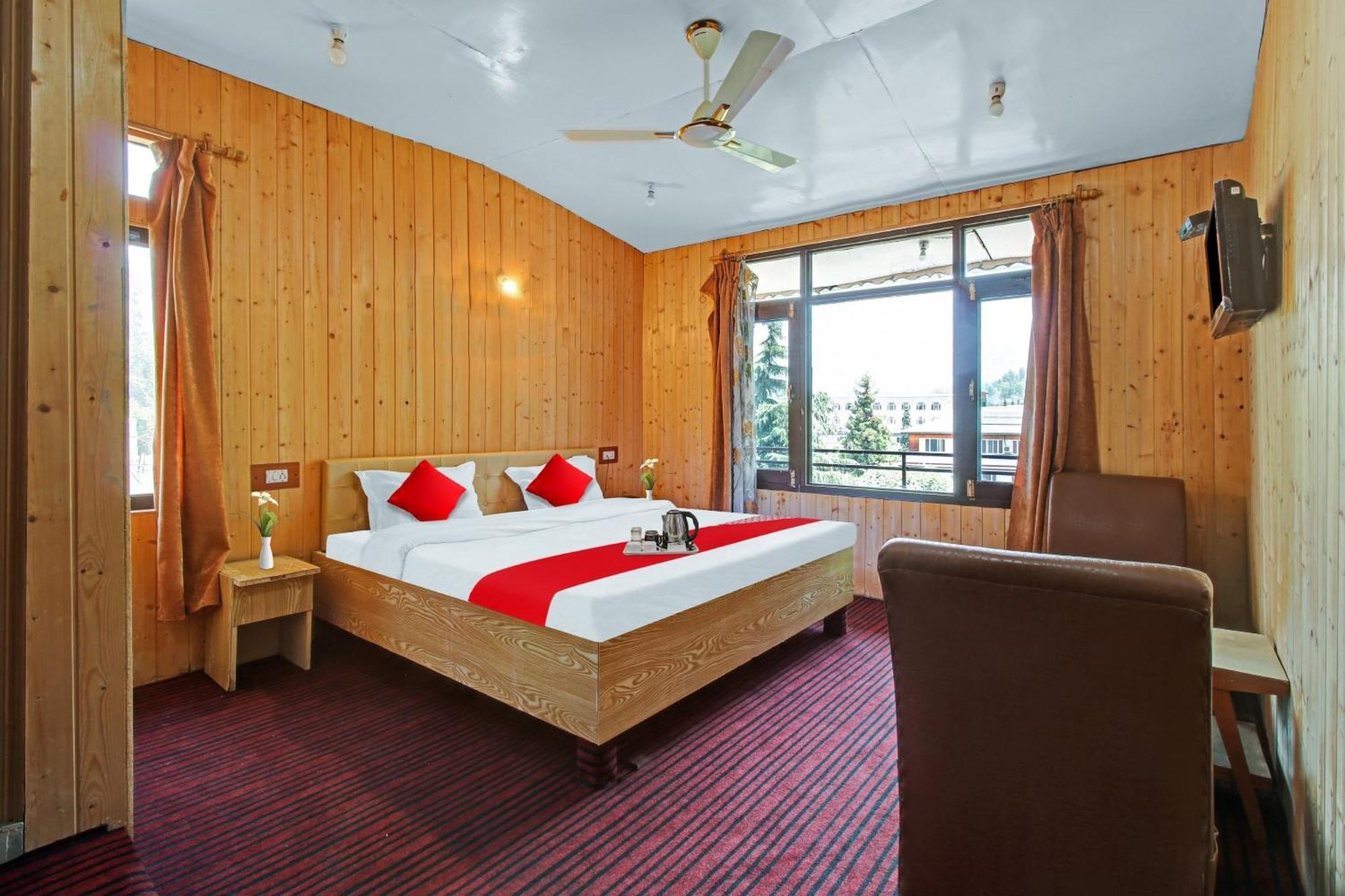 Hotel O Jay Palace 3*