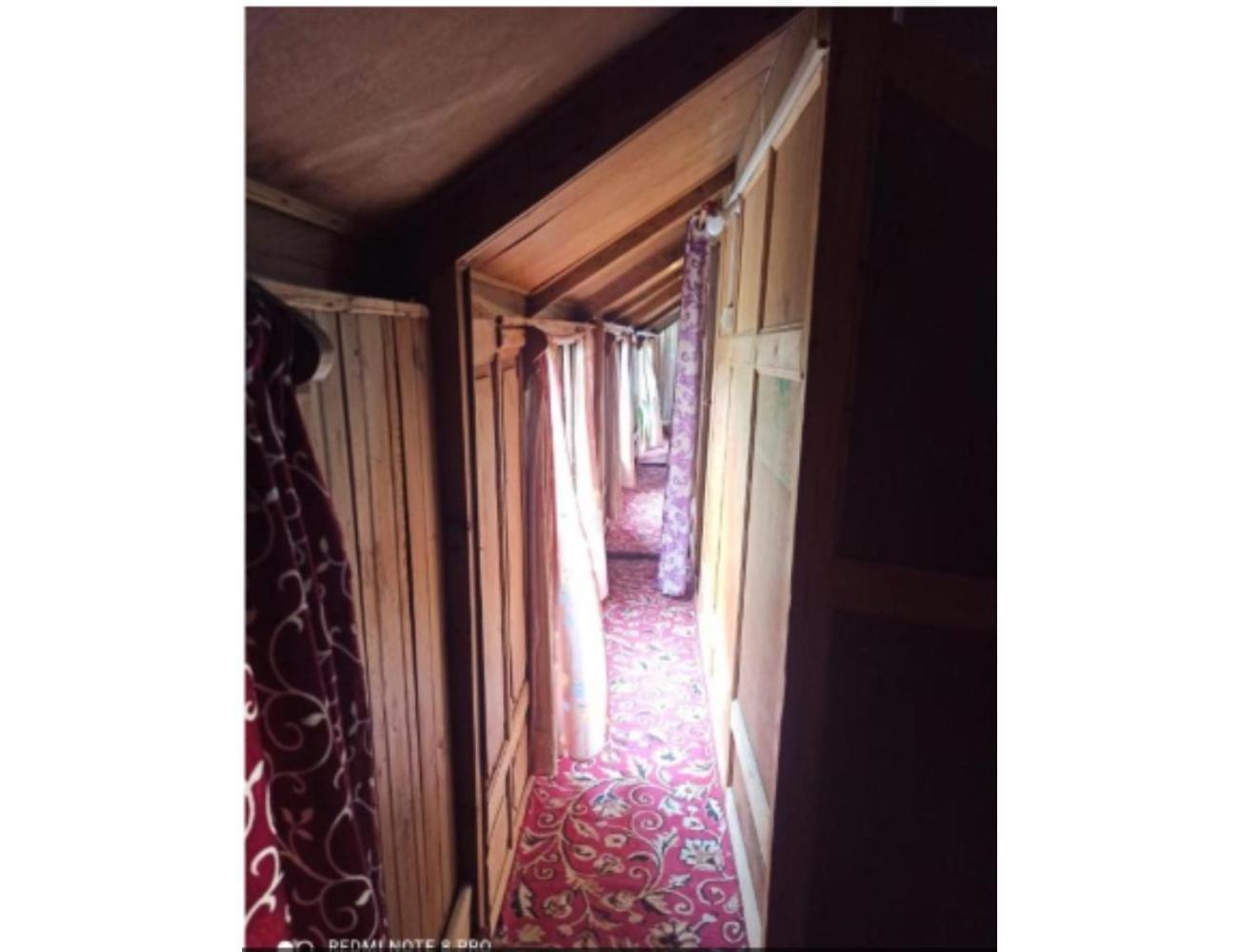 House Boat Moti Mahal, Near Dal Lake,srinagar 3*