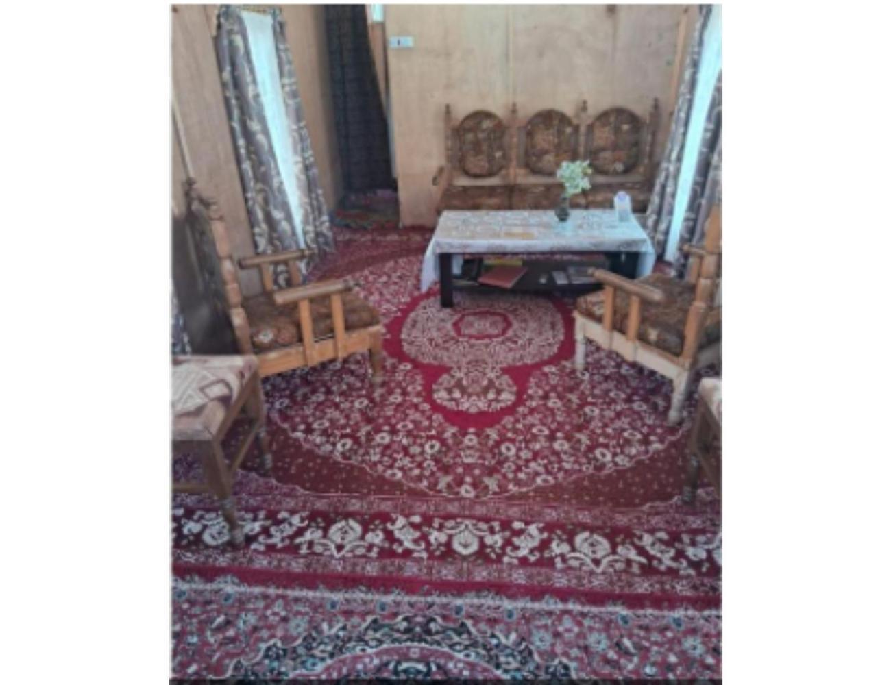 House Boat Moti Mahal, Near Dal Lake,srinagar Hotel 3*