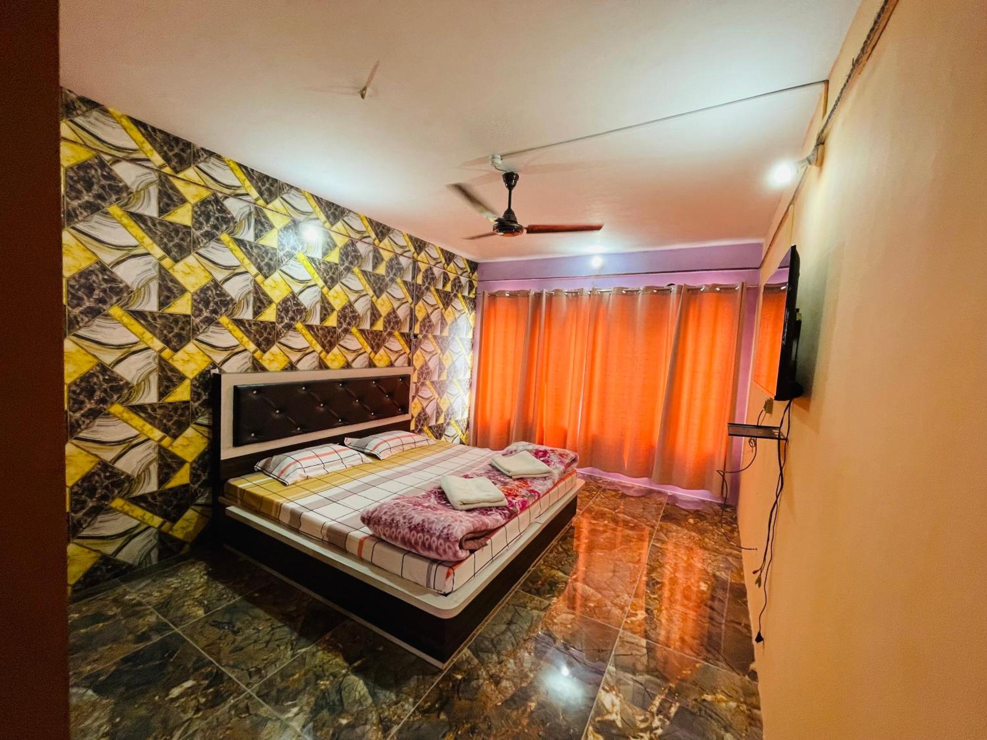 New Sahil Hotel Srinagar (Jammu and Kashmir)