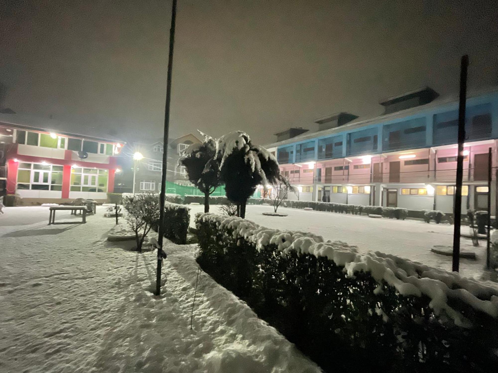 New Sahil Hotel Srinagar (Jammu and Kashmir)