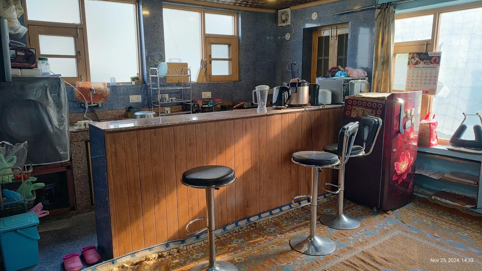 House With Kitchen Villa Srinagar (Jammu and Kashmir)