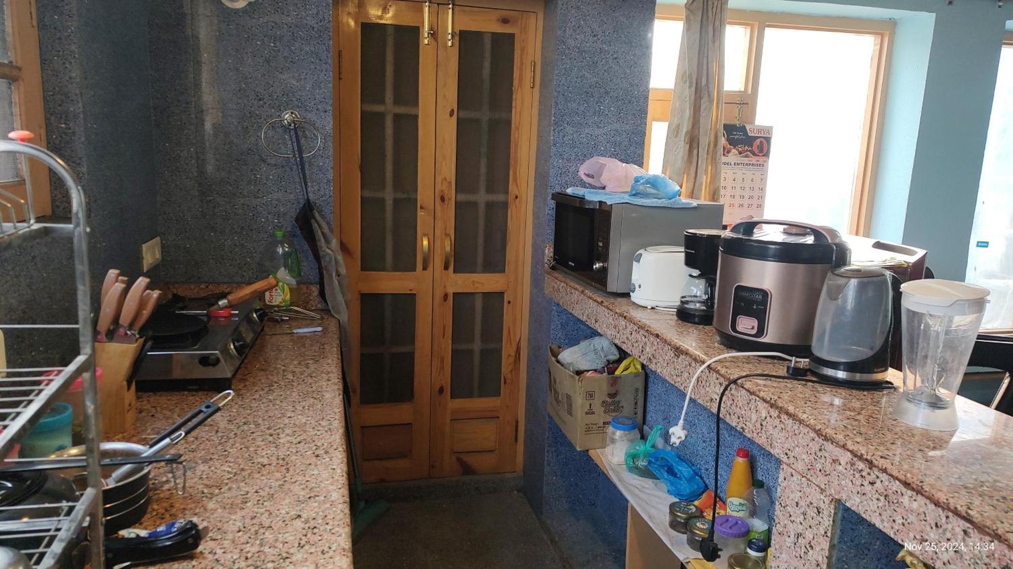 Villa House With Kitchen *