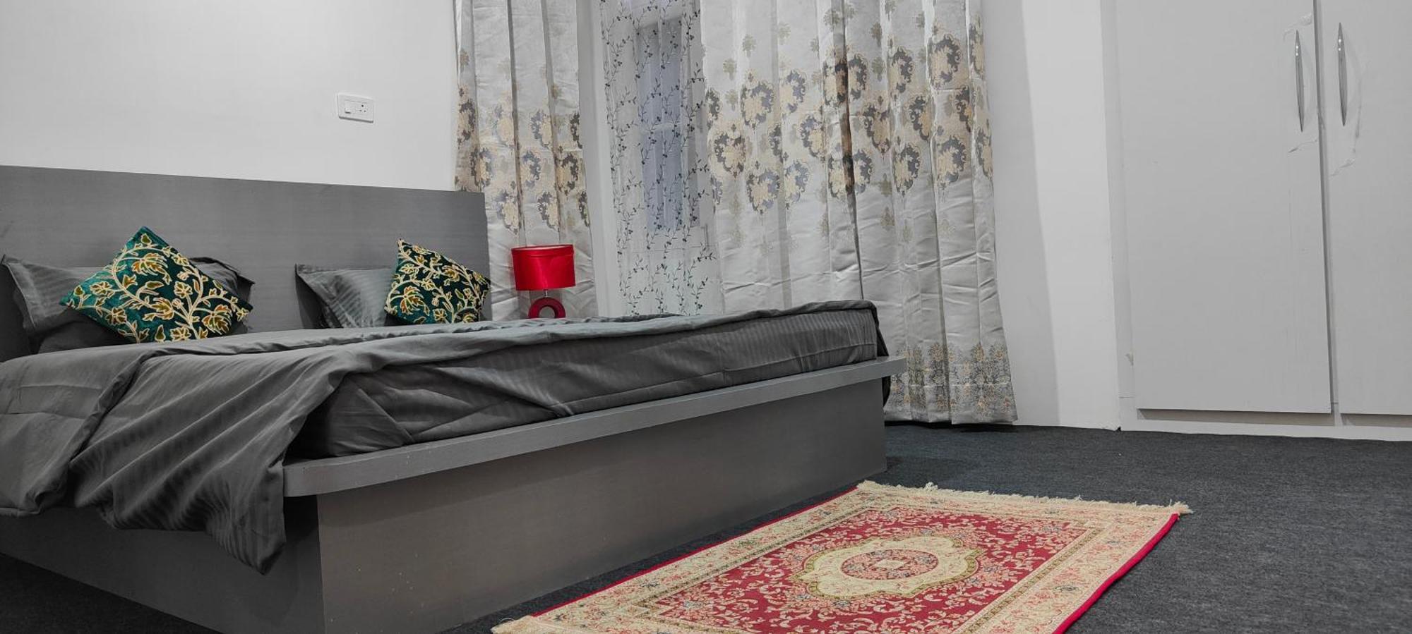 Uptown Abode Guest house *