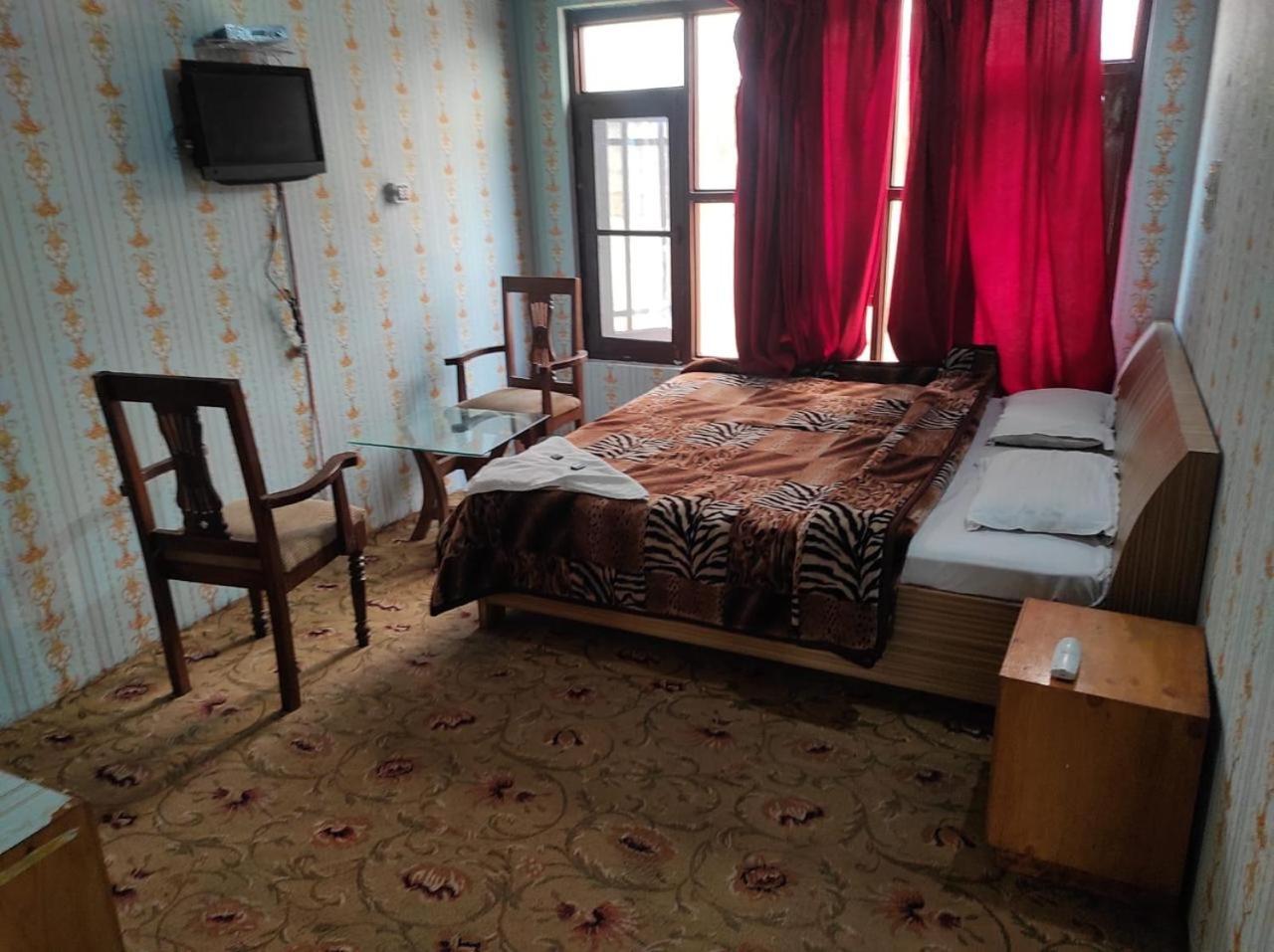 Dilshan 2* Srinagar (Jammu and Kashmir)