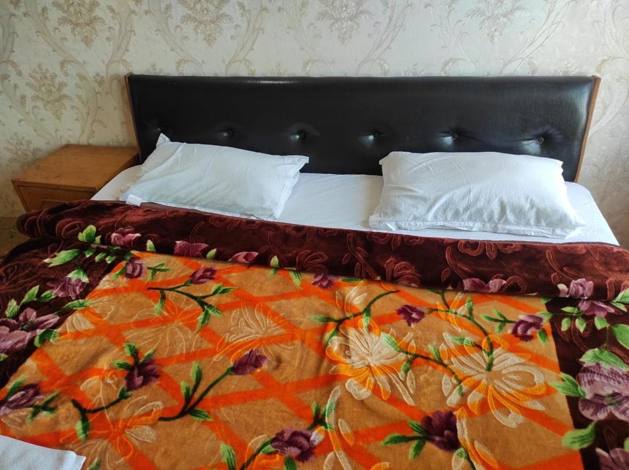 Dilshan Hotel