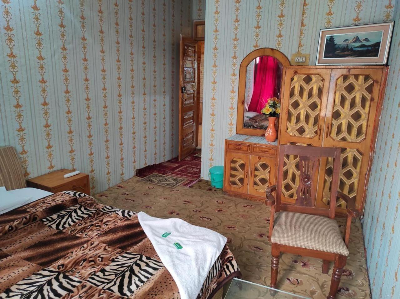 Dilshan Srinagar (Jammu and Kashmir)