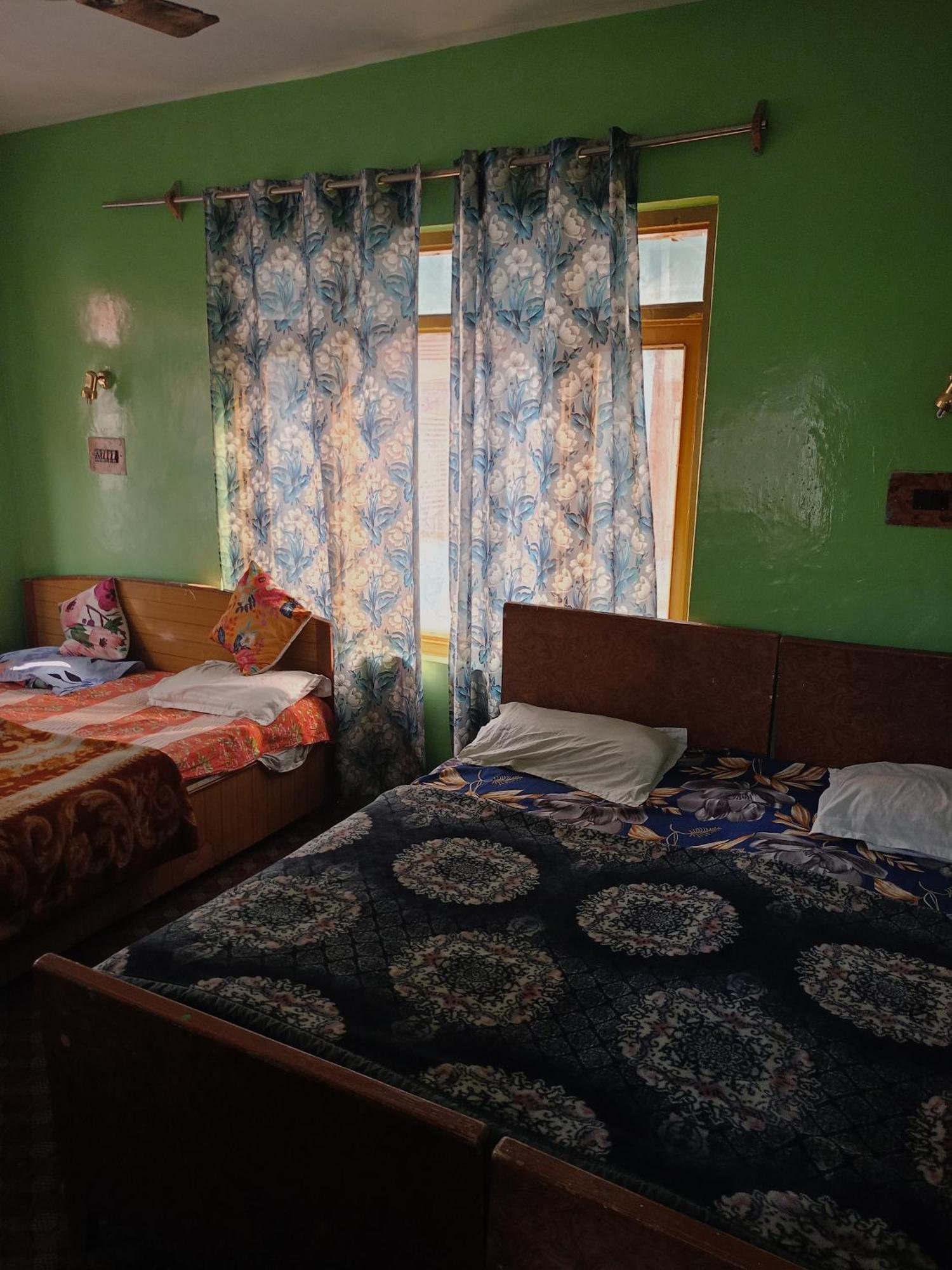 Guest house Queen Palace