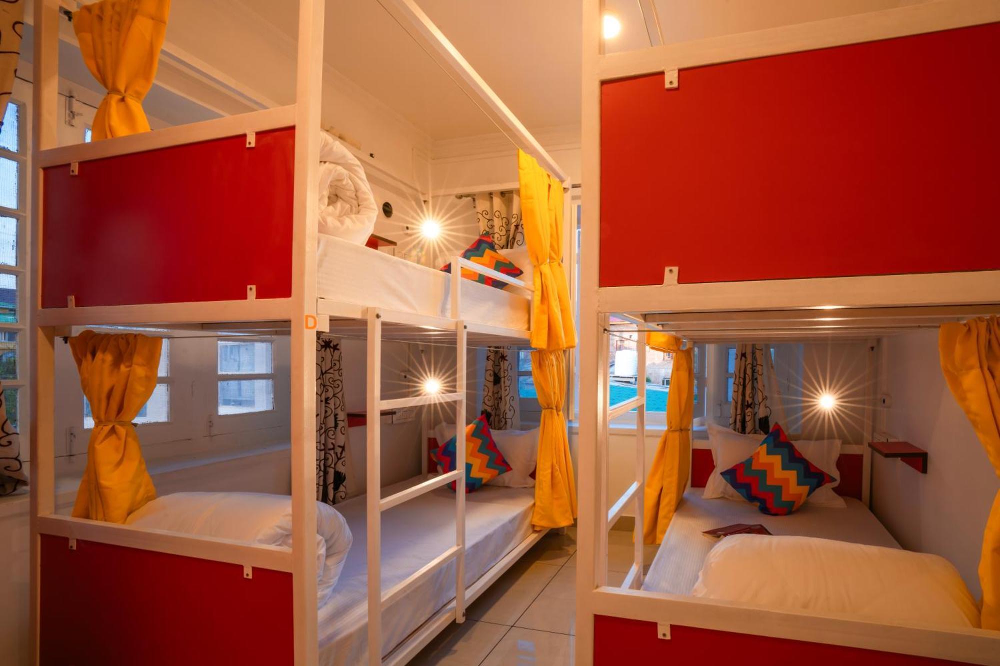 Hostel Gostops