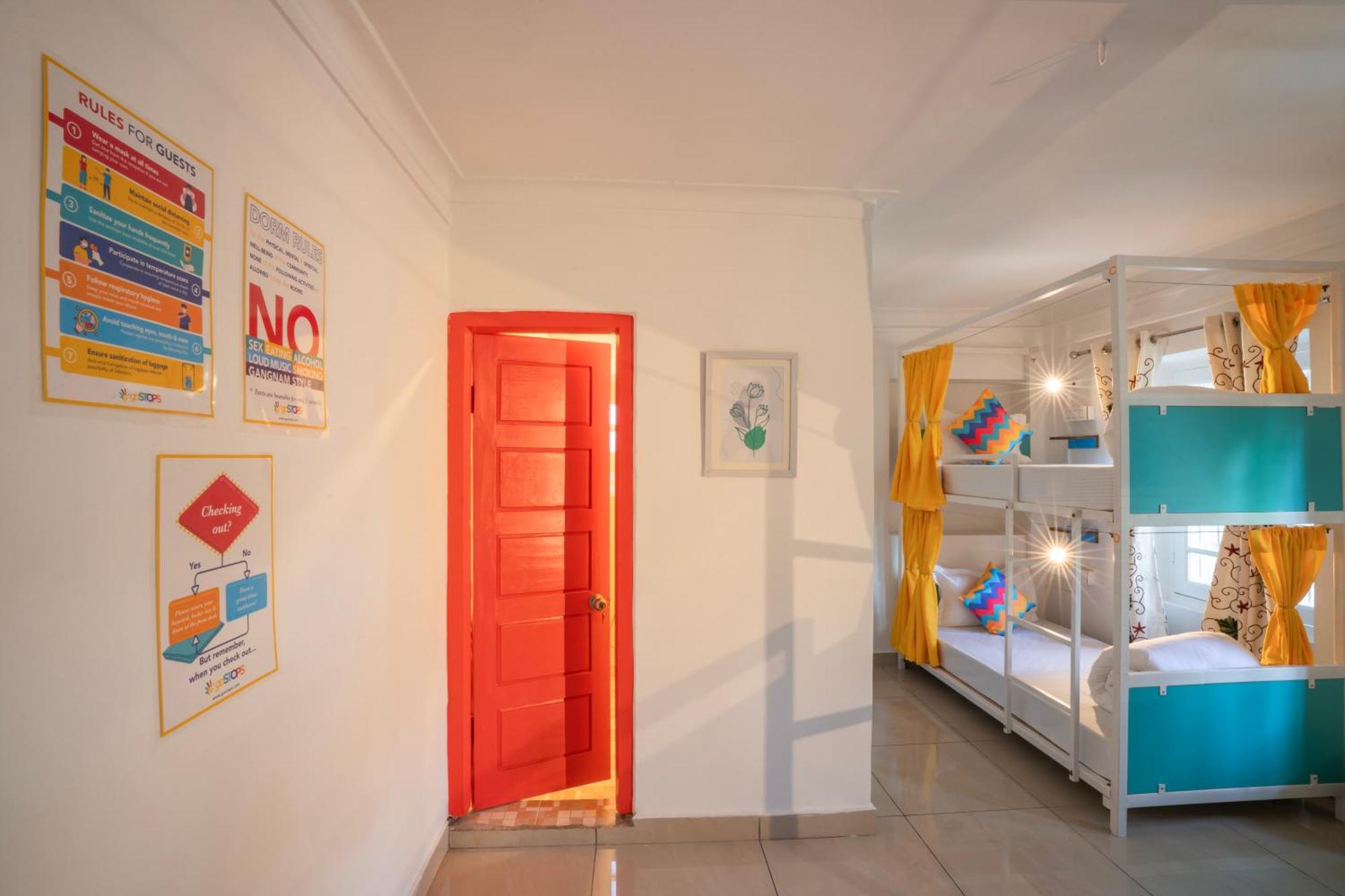 Gostops Hostel Srinagar (Jammu and Kashmir)