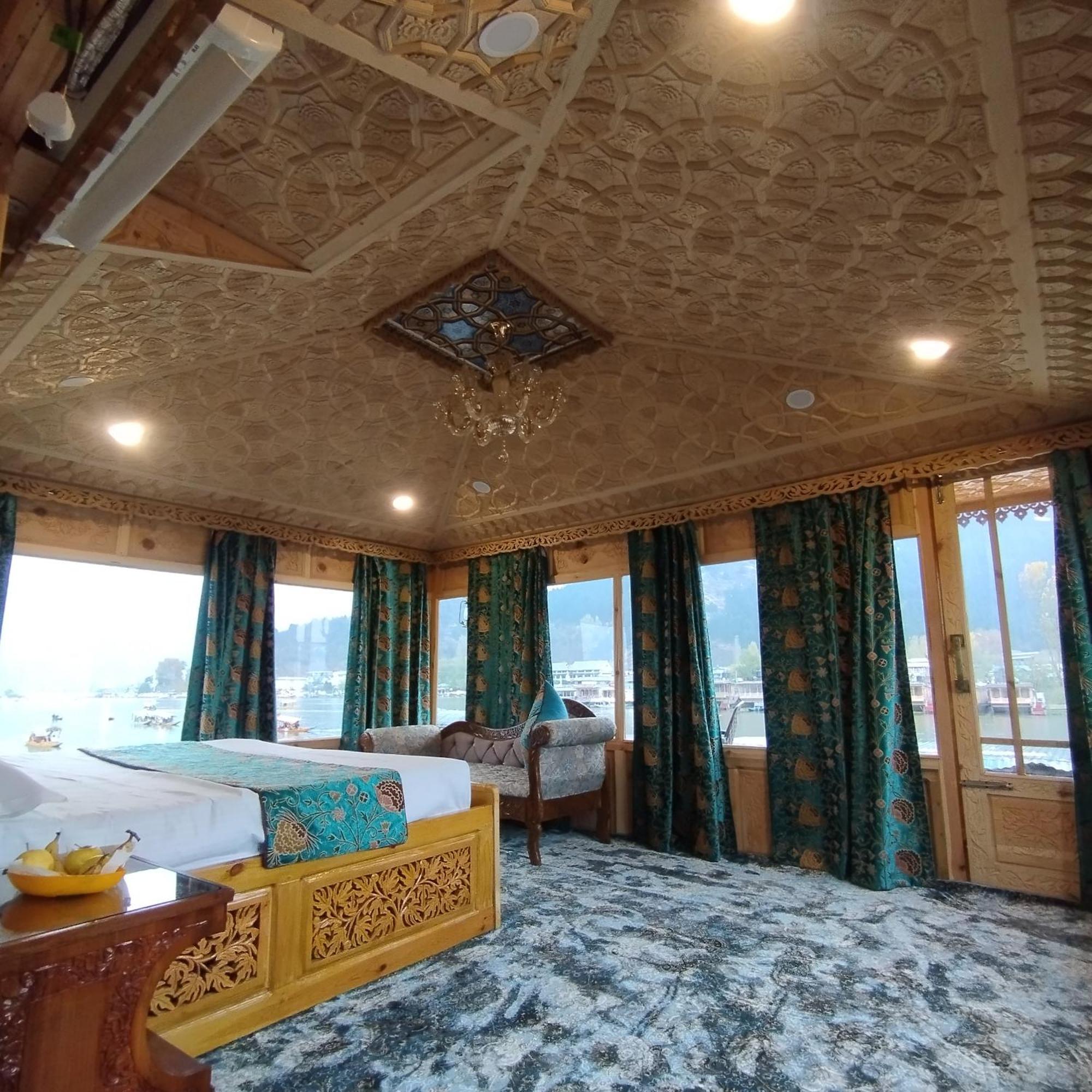 The Smith Palace Group Of Houseboats Srinagar (Jammu and Kashmir)