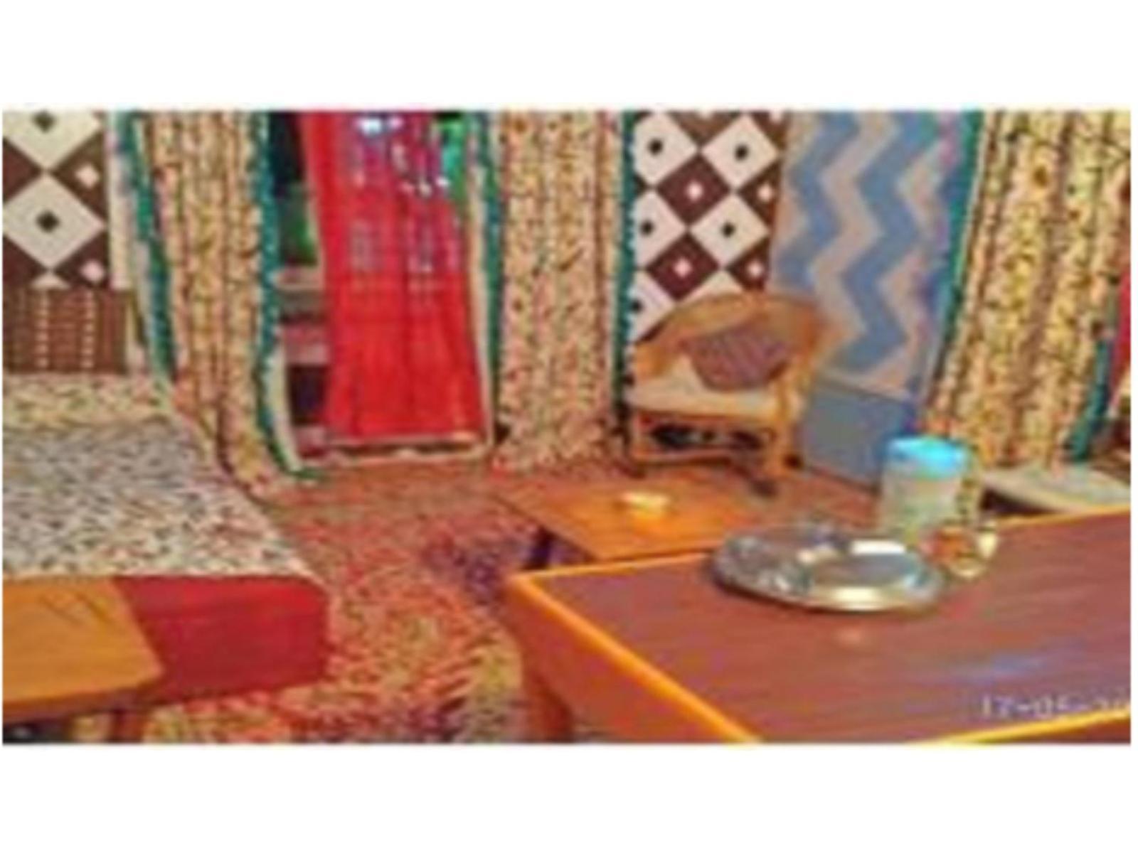 Blue Heaven House Boat, Near Pari Mahal, Hotel Srinagar (Jammu and Kashmir)