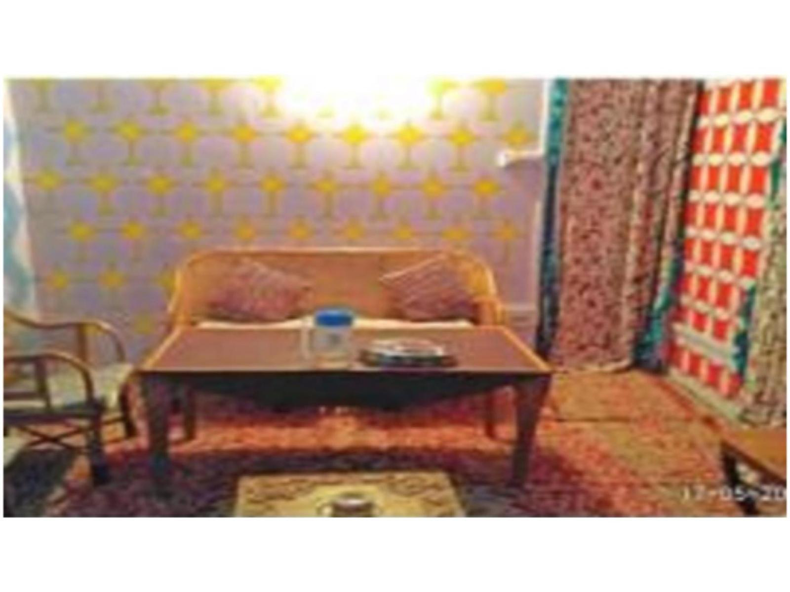 Blue Heaven House Boat, Near Pari Mahal, 3* Srinagar (Jammu and Kashmir)