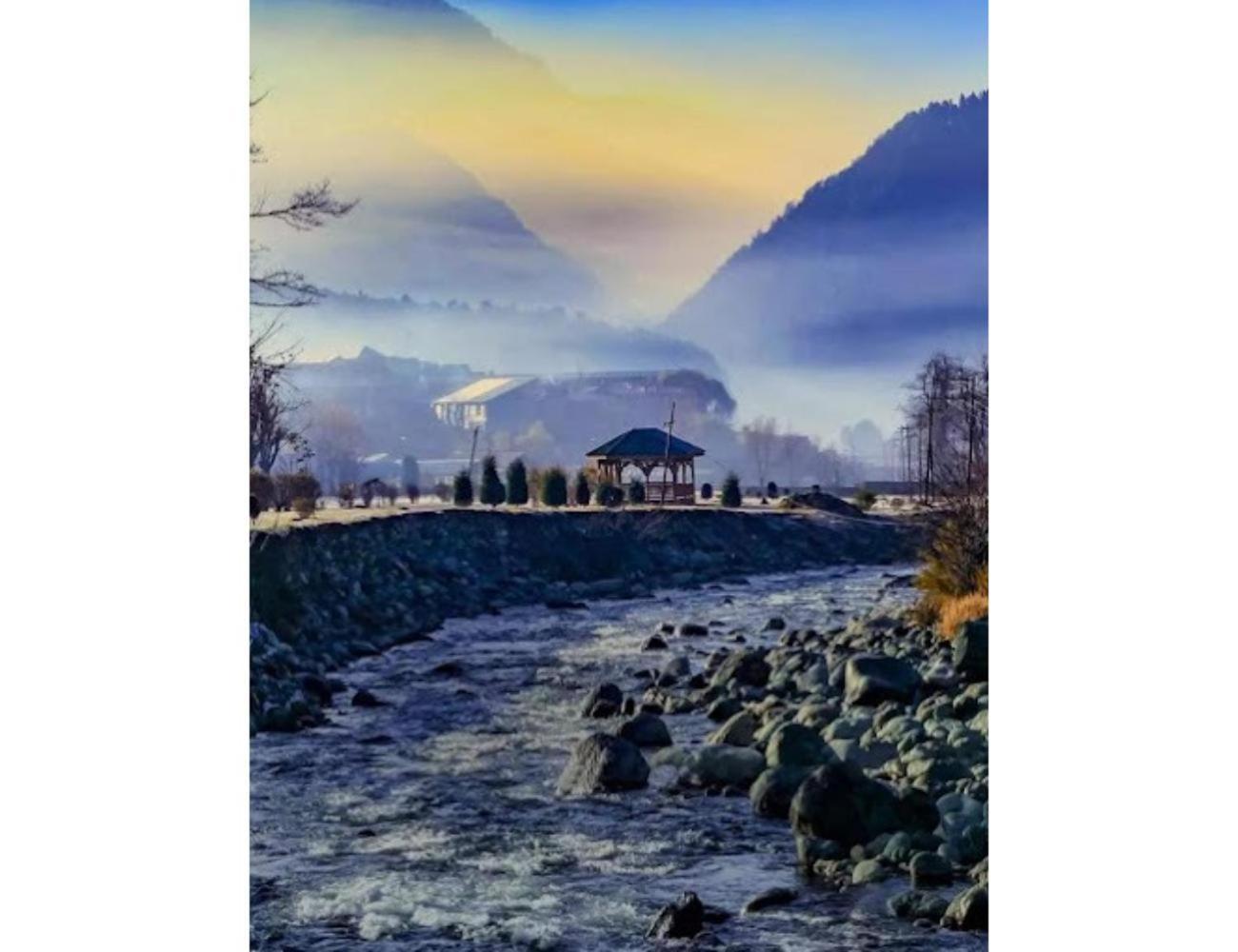 Gousia, Srinagar,