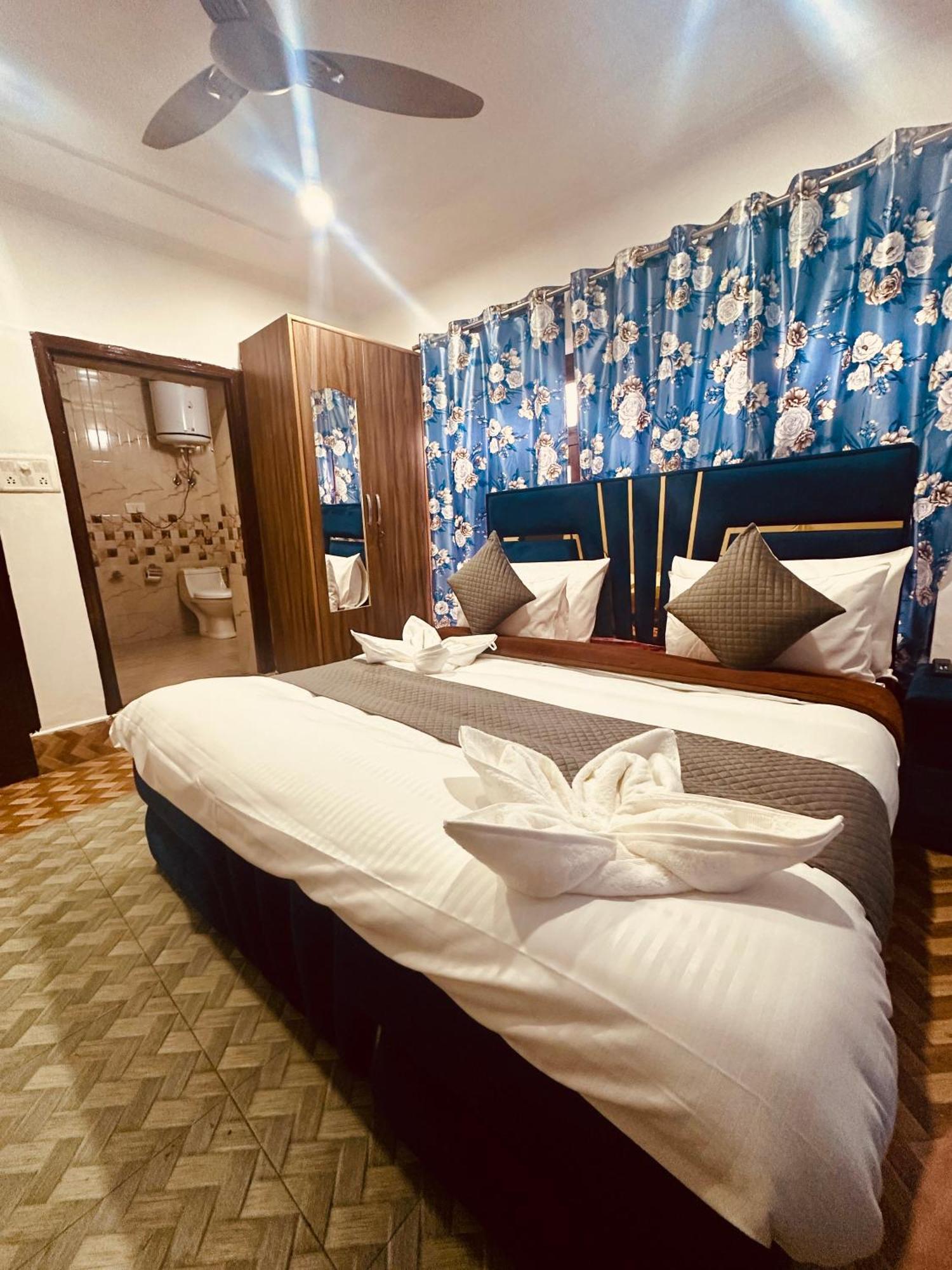 Resort Barzam View Srinagar (Jammu and Kashmir)