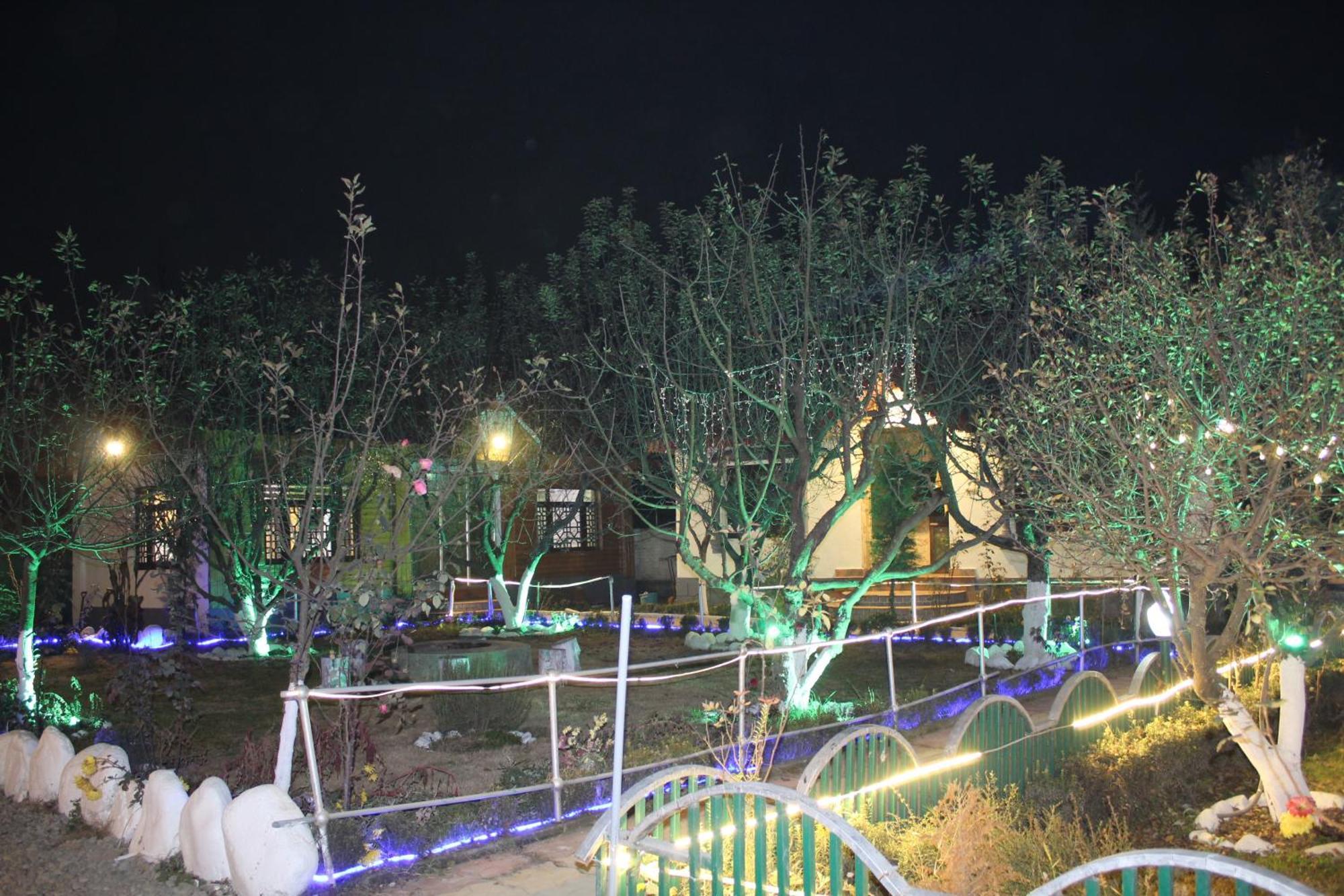 Barzam View Resort *