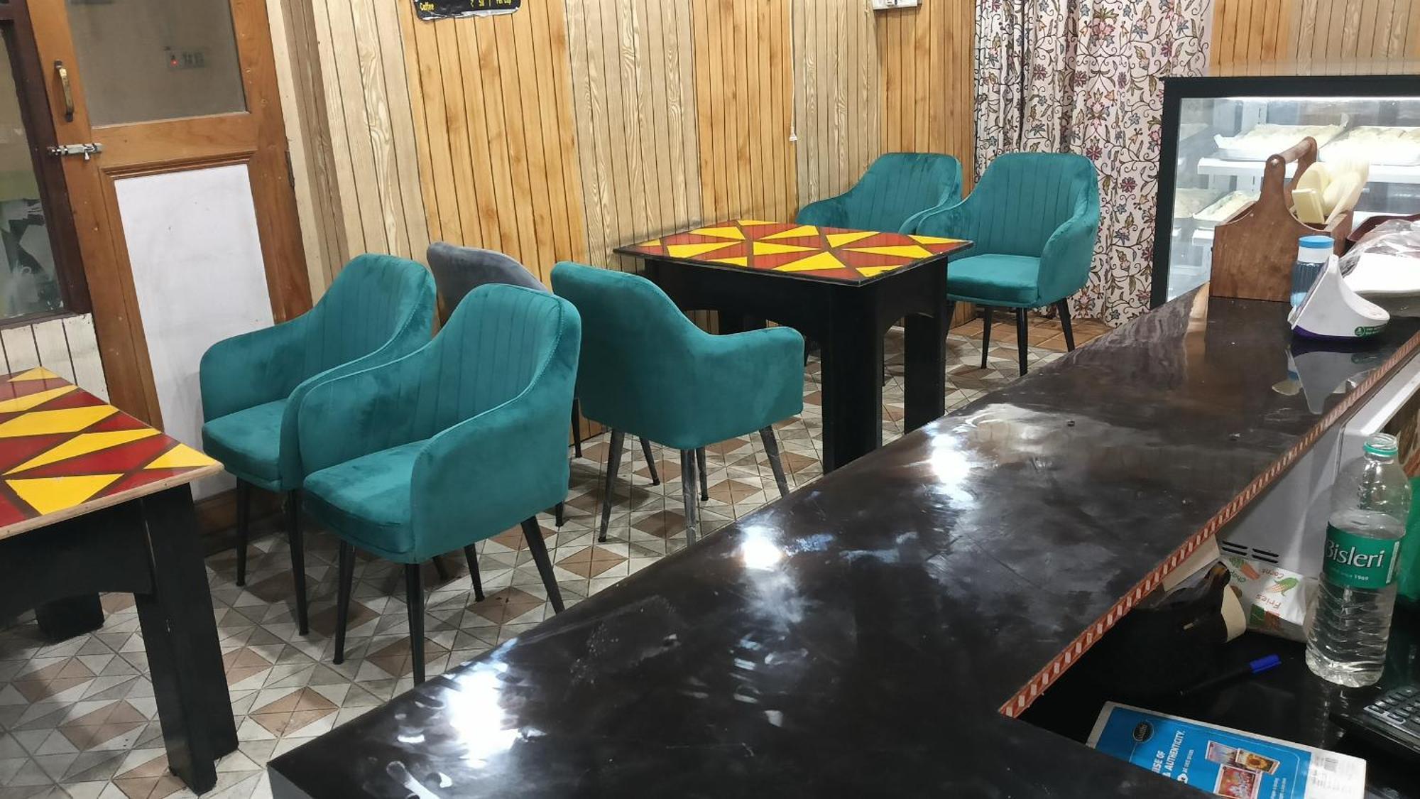 Hotel Goona