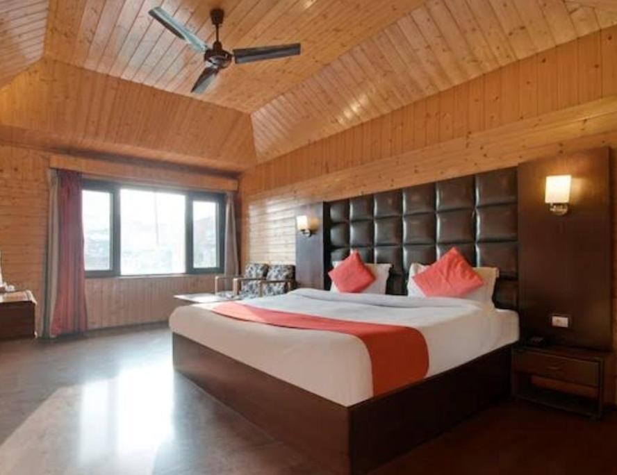 Noname Hotel 3*
