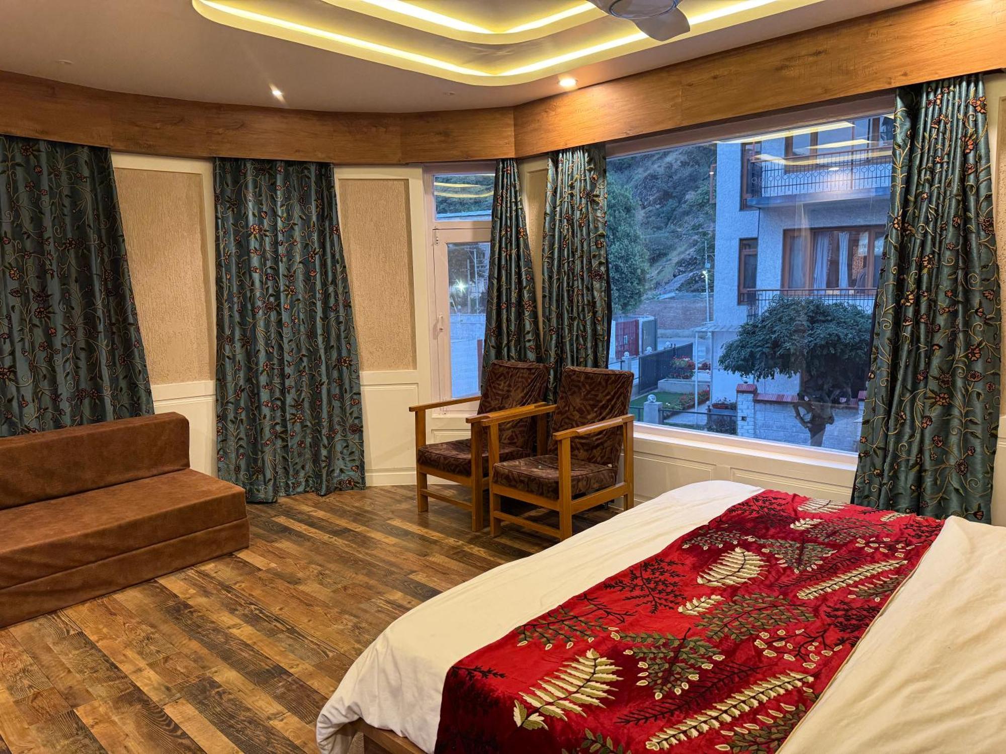 Manora Palace Srinagar (Jammu and Kashmir)
