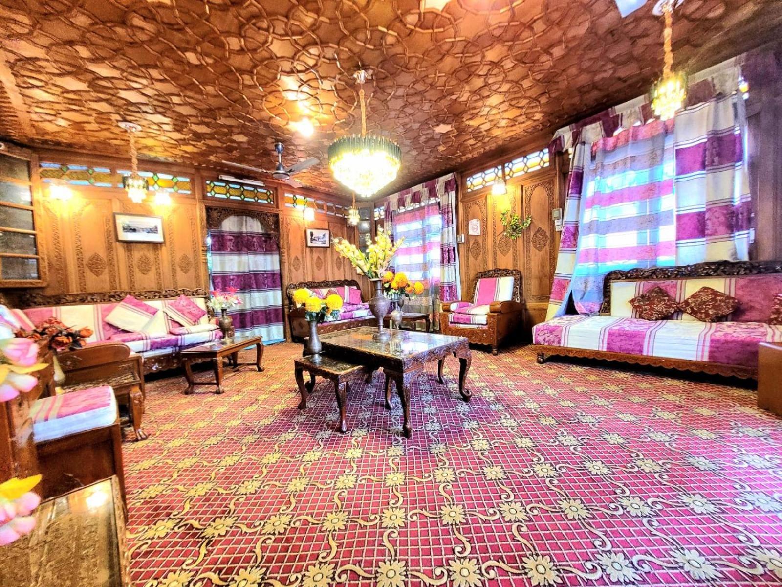 Hotel Ali Jan
