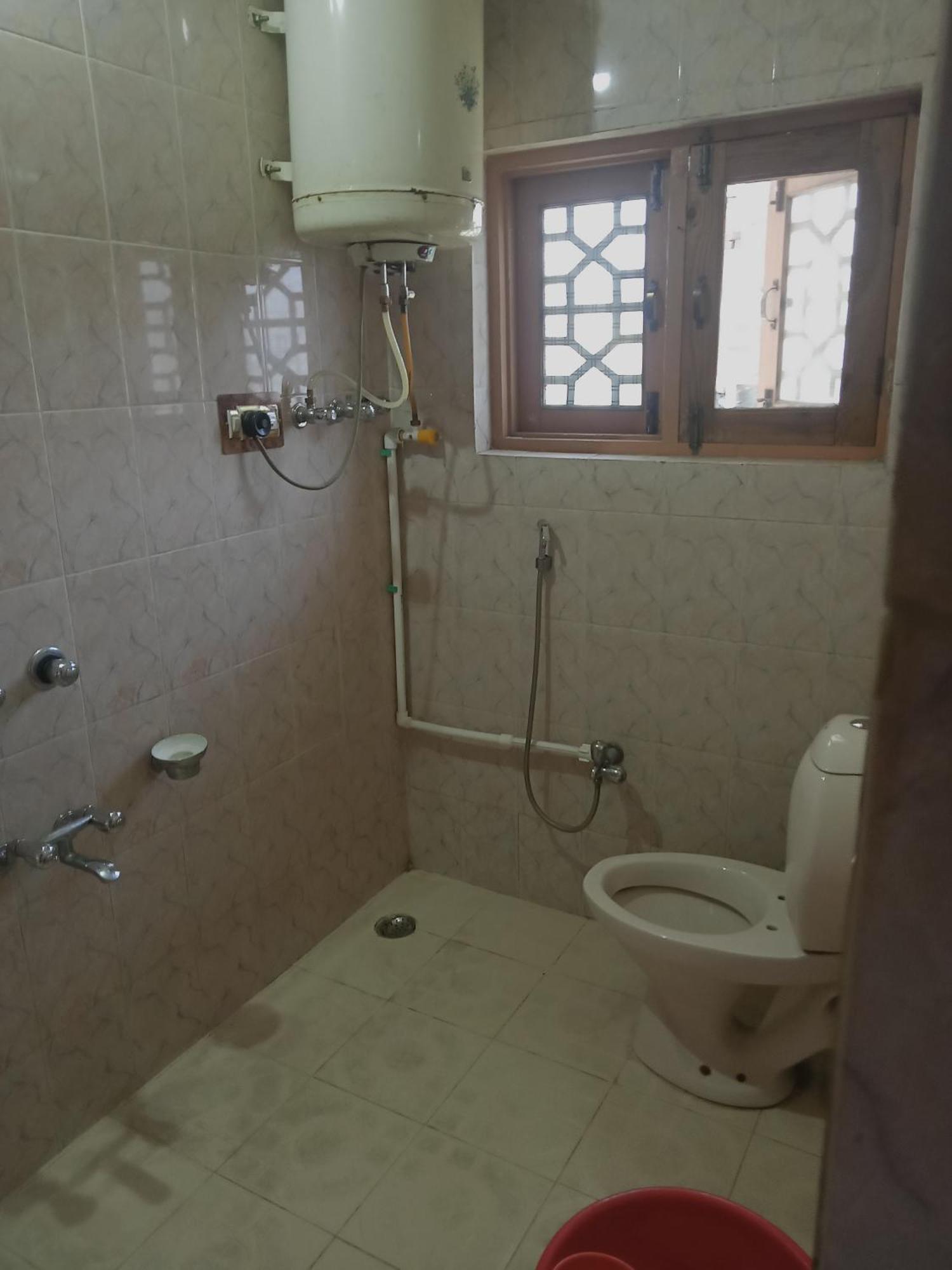 Grand Inayat Hotel