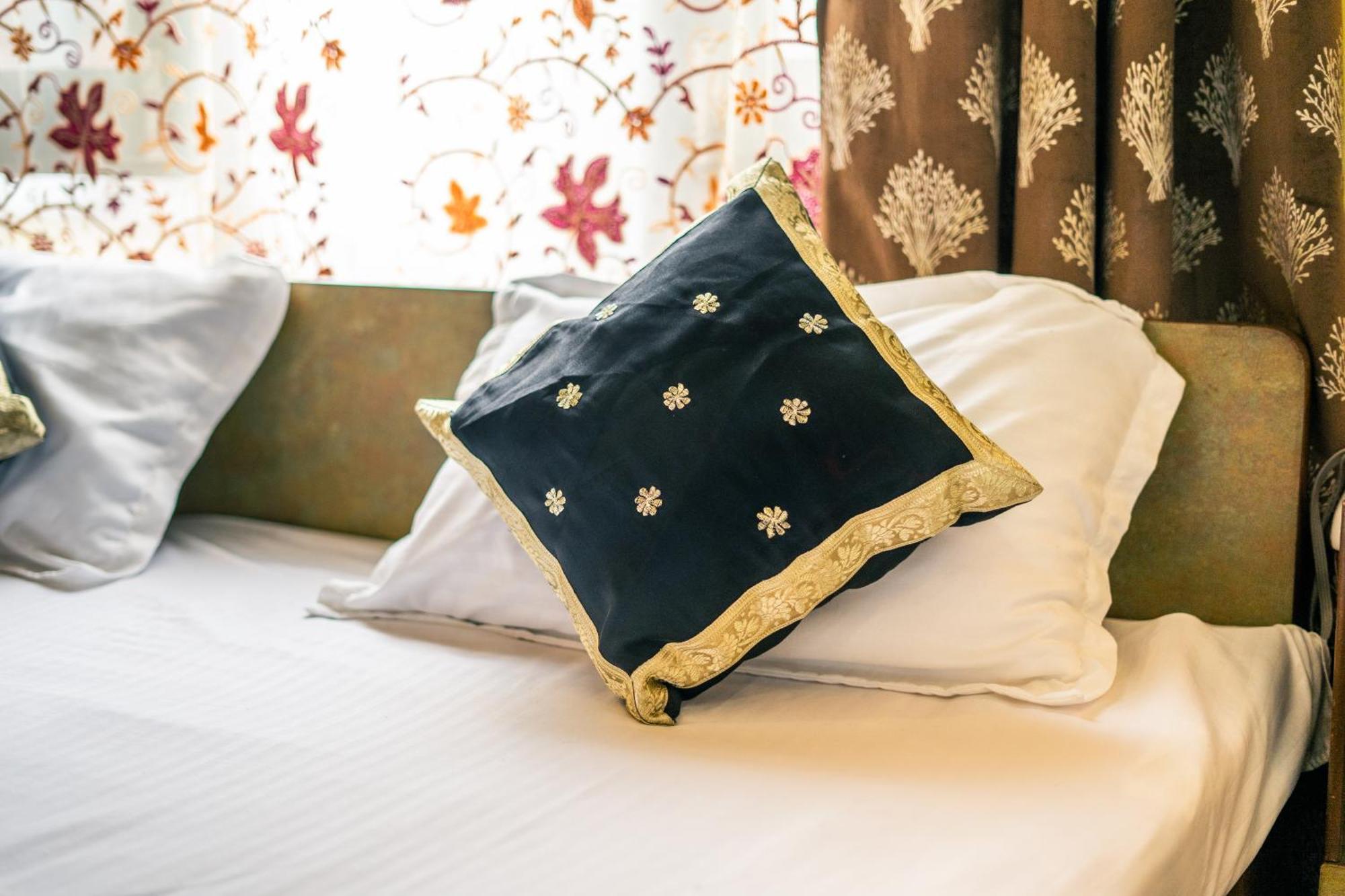 Grand Aurora Retreat Bed & Breakfast Srinagar (Jammu and Kashmir)