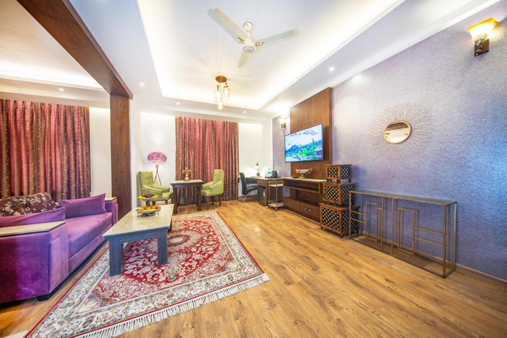 Solar Residency, 4* Srinagar (Jammu and Kashmir)