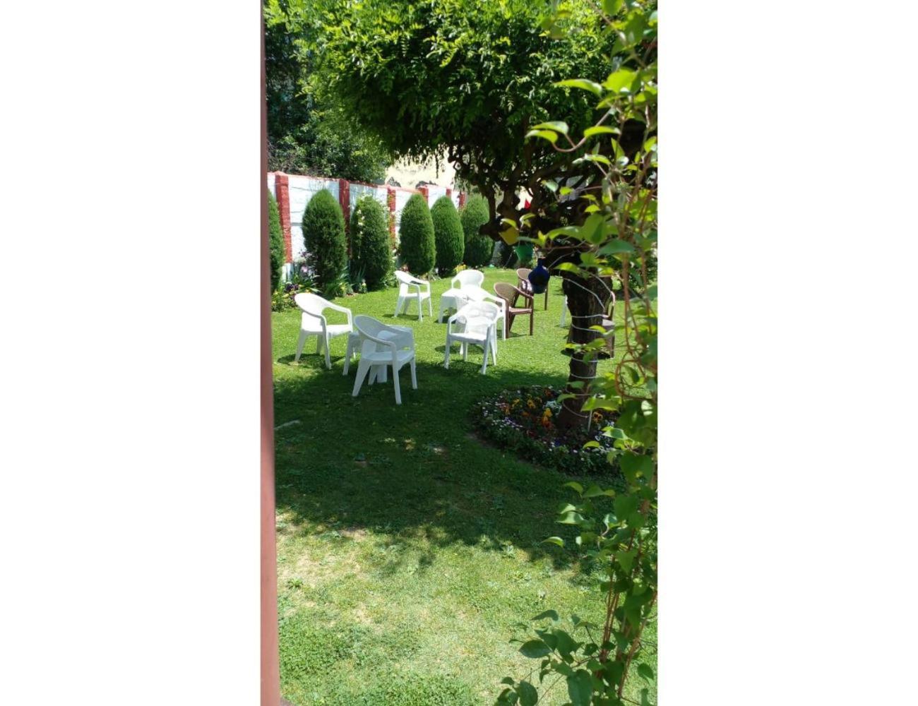 Homestay Palla's & Suites-resorts,