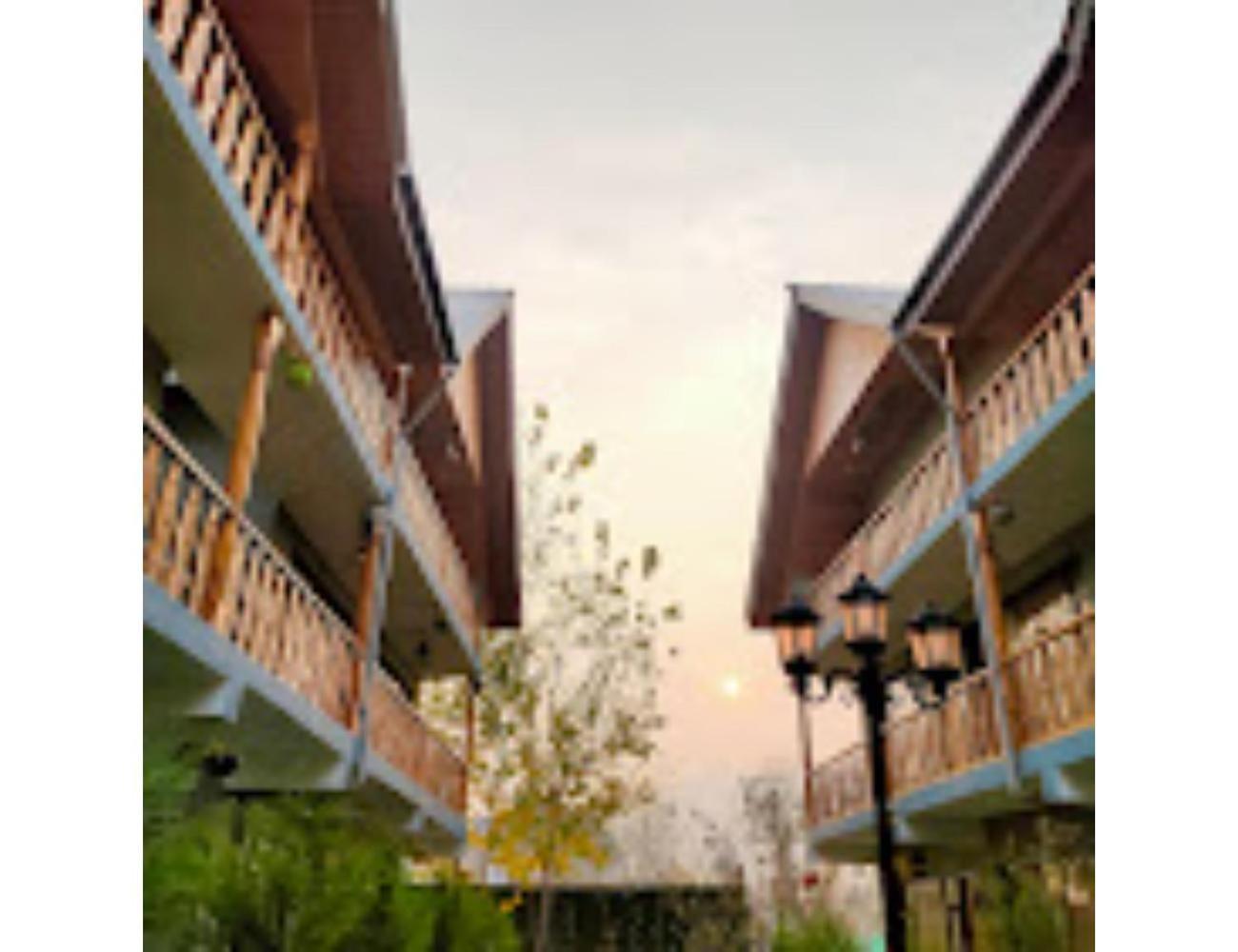 Taj Resort, Homestay Srinagar (Jammu and Kashmir)