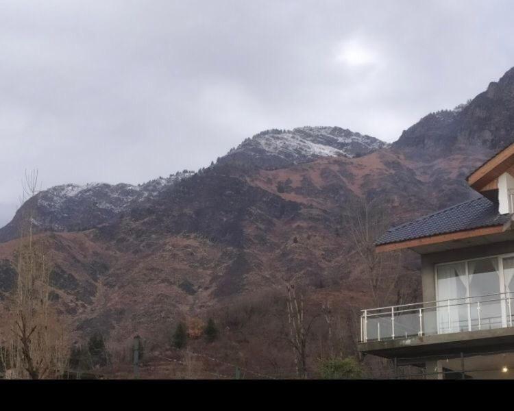 Sahil View Lodge Srinagar (Jammu and Kashmir)