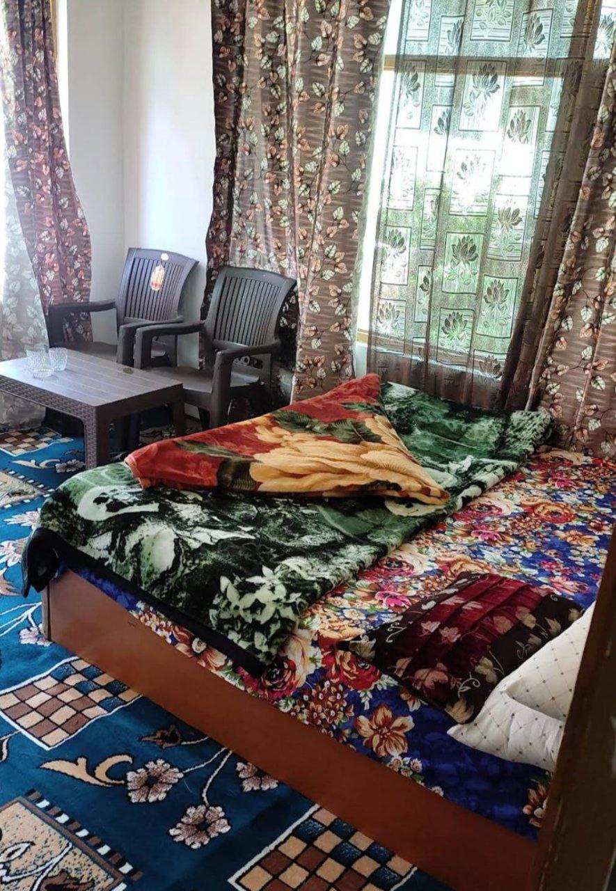 Derban Srinagar (Jammu and Kashmir)