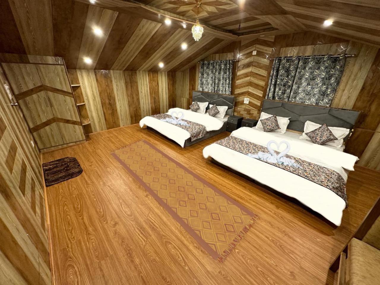 Faizzy Residency 3*