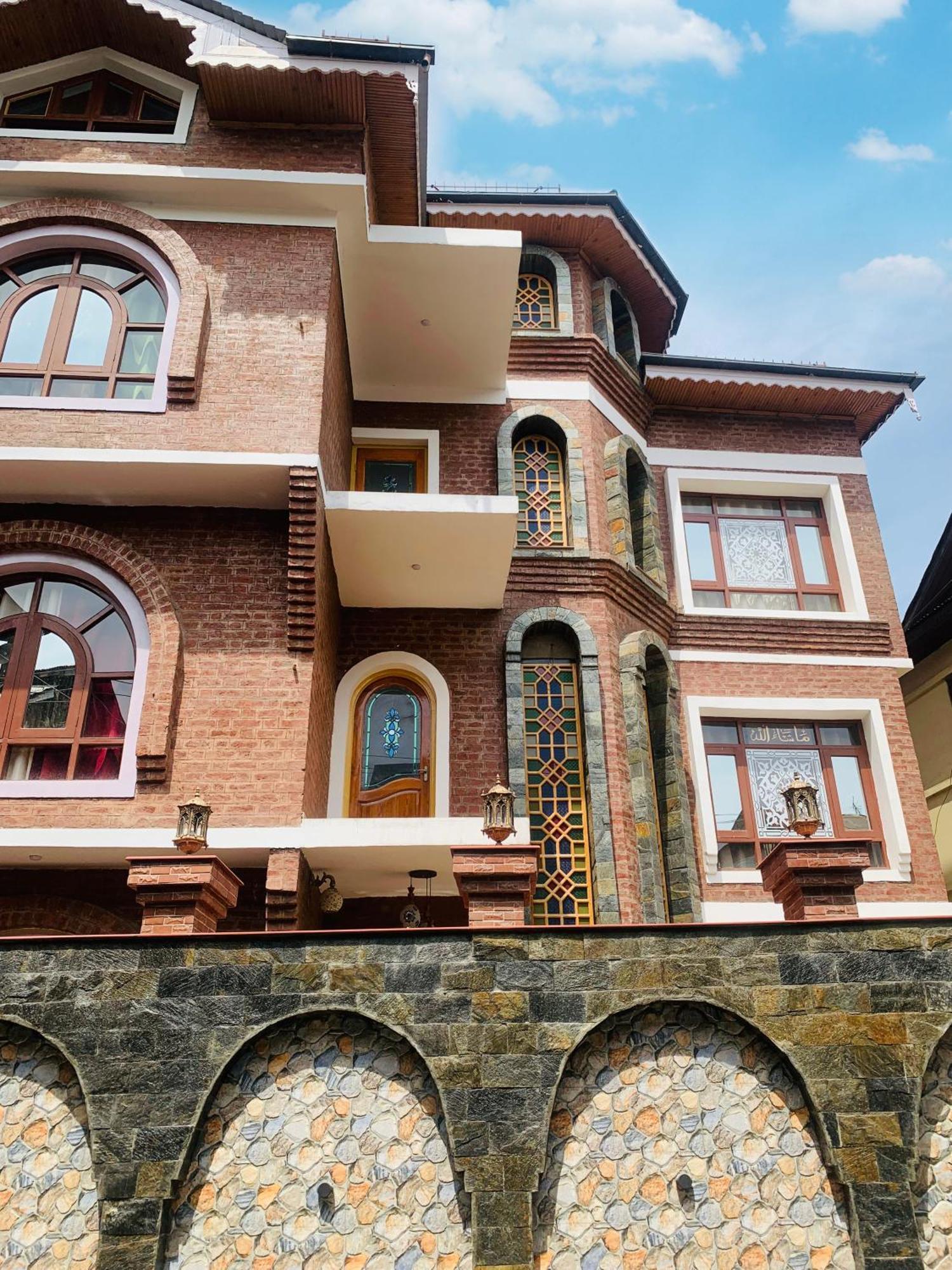 Faizzy Residency Hotel