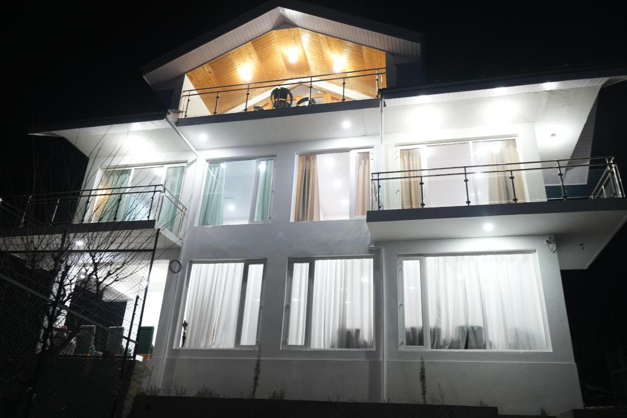 Sahil View Lodge Srinagar (Jammu and Kashmir)