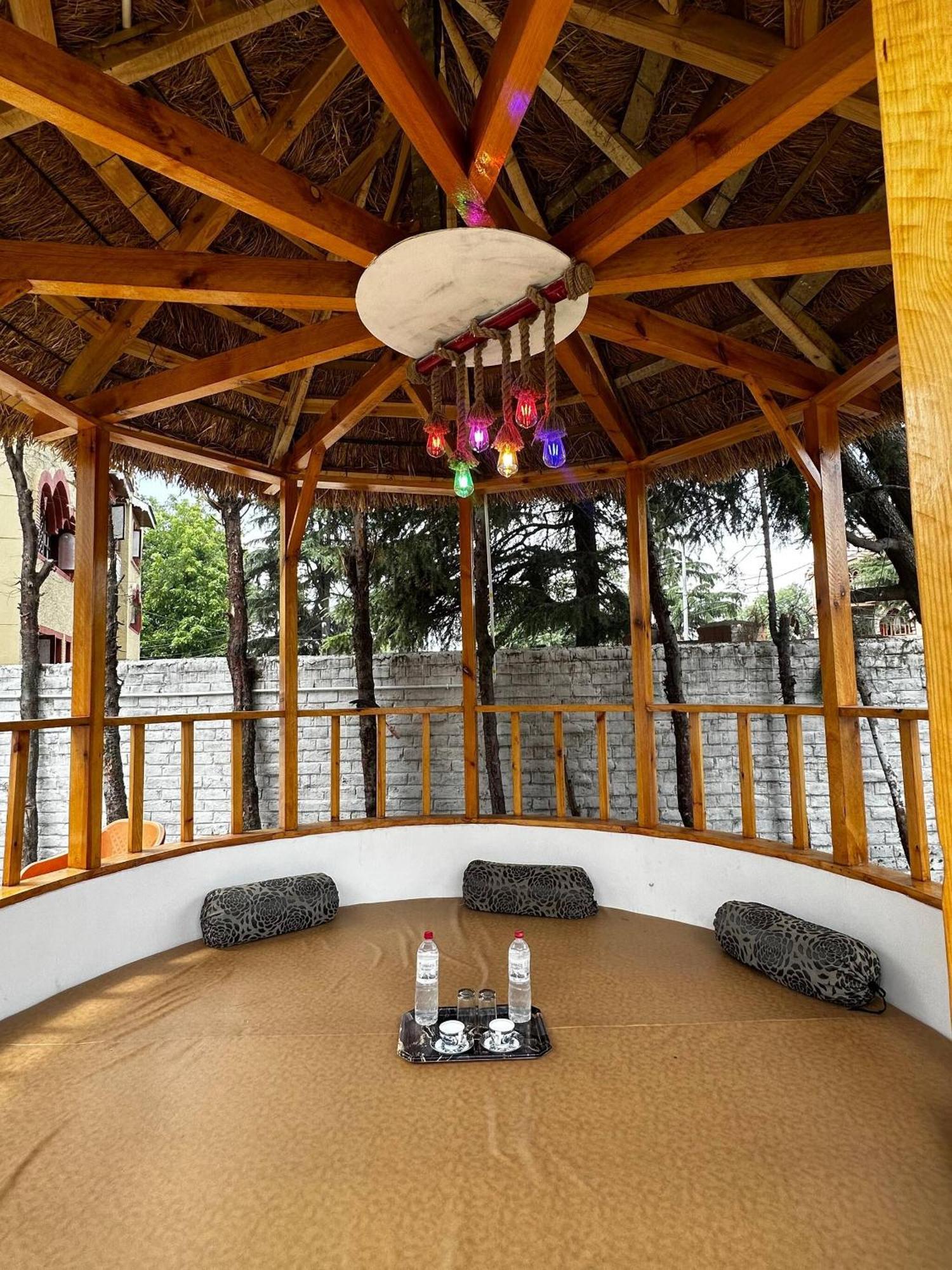 Dilan Residency -5 Bedroom- Centrally Heated Villa Srinagar (Jammu and Kashmir)
